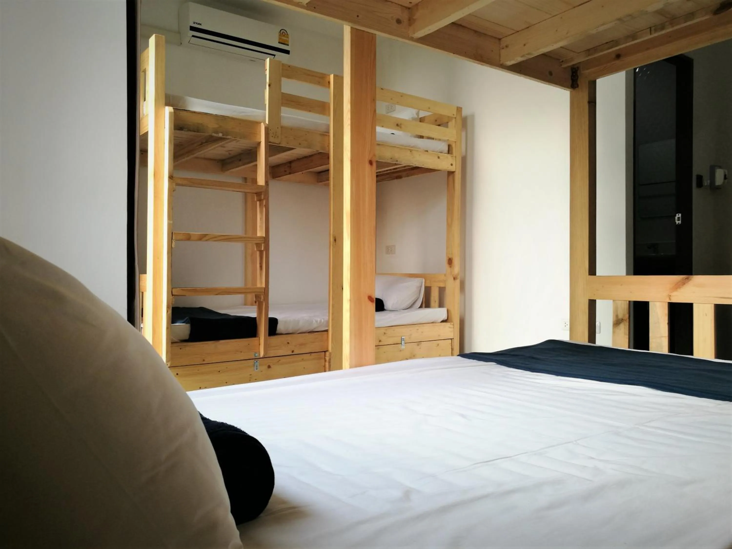 bunk bed, Bed in Baan der Bruyn SHA