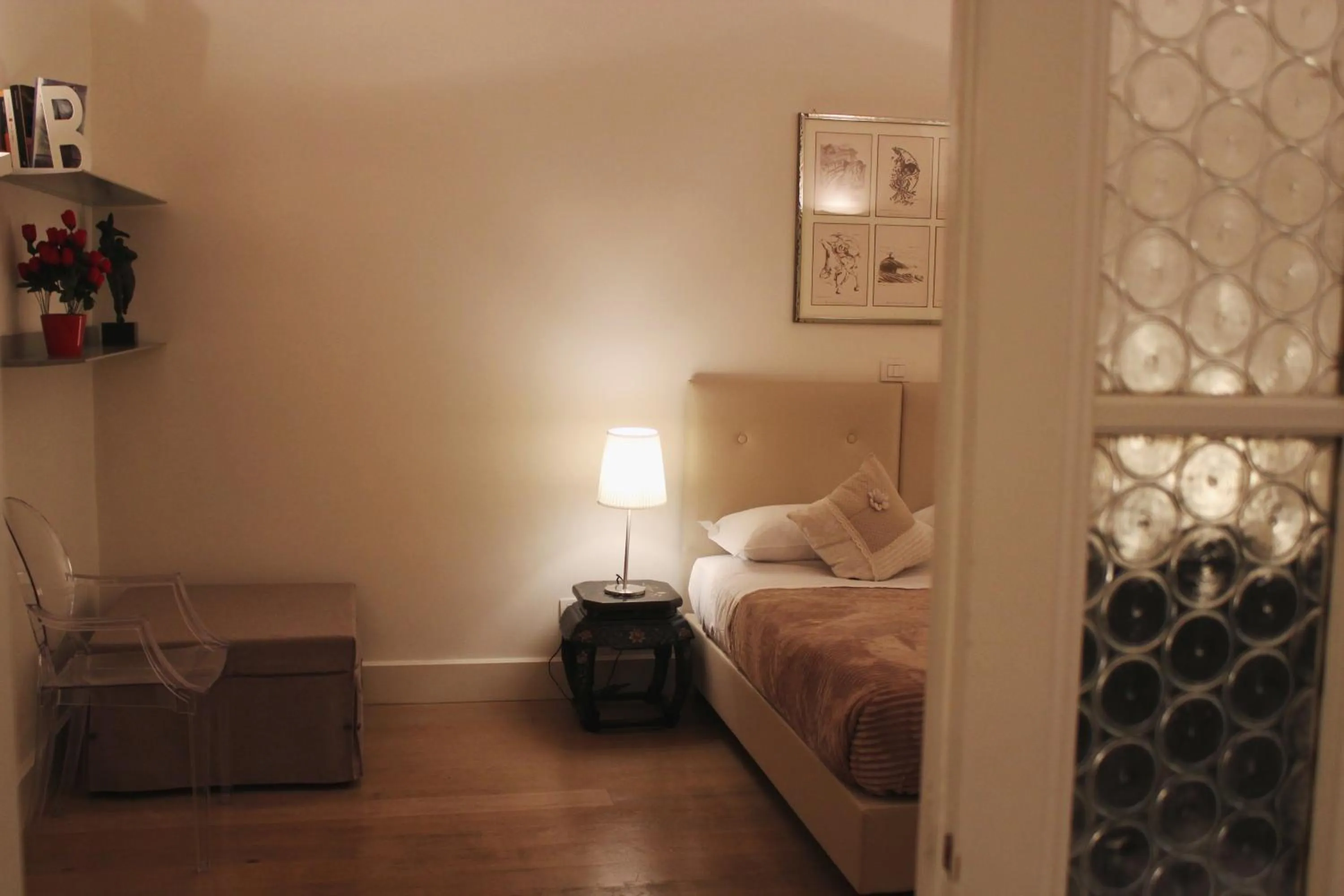 Bed in Bea Suites Luxury Rooms