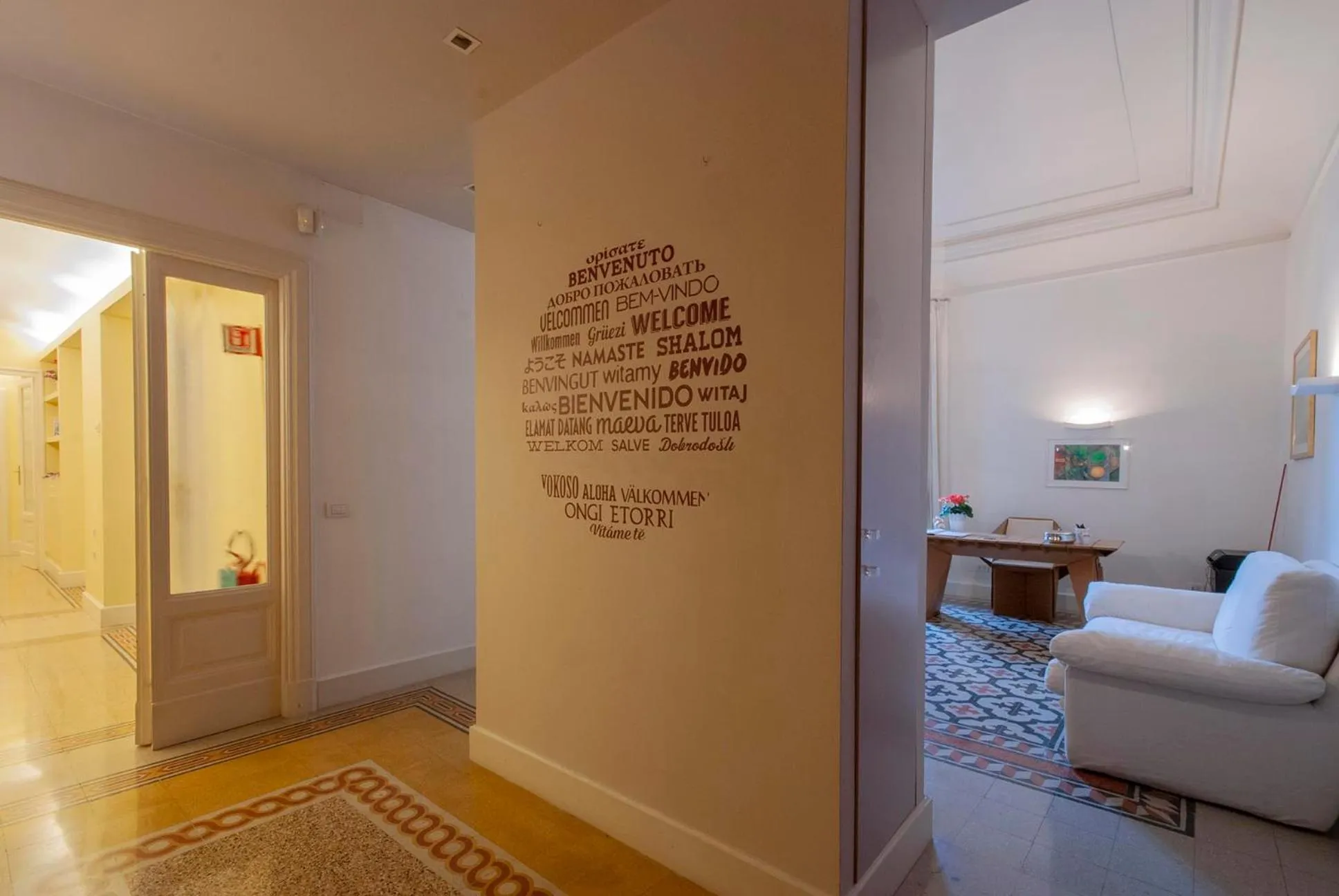 Lobby or reception in Bea Suites Luxury Rooms