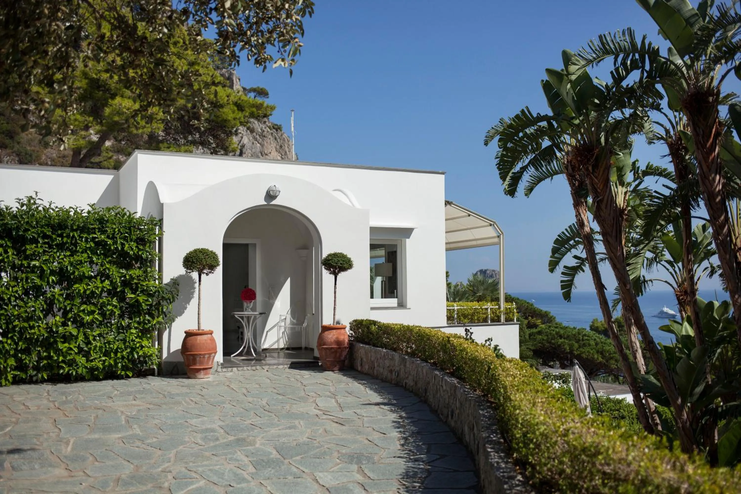 Property building in LHP Suite Capri Villa La Giara