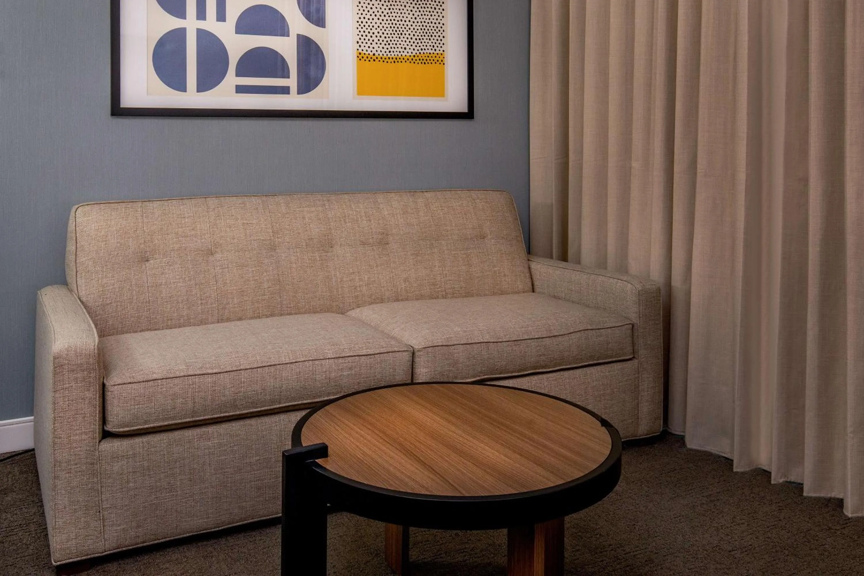 Bedroom in Sonesta Select Boston Foxborough Mansfield