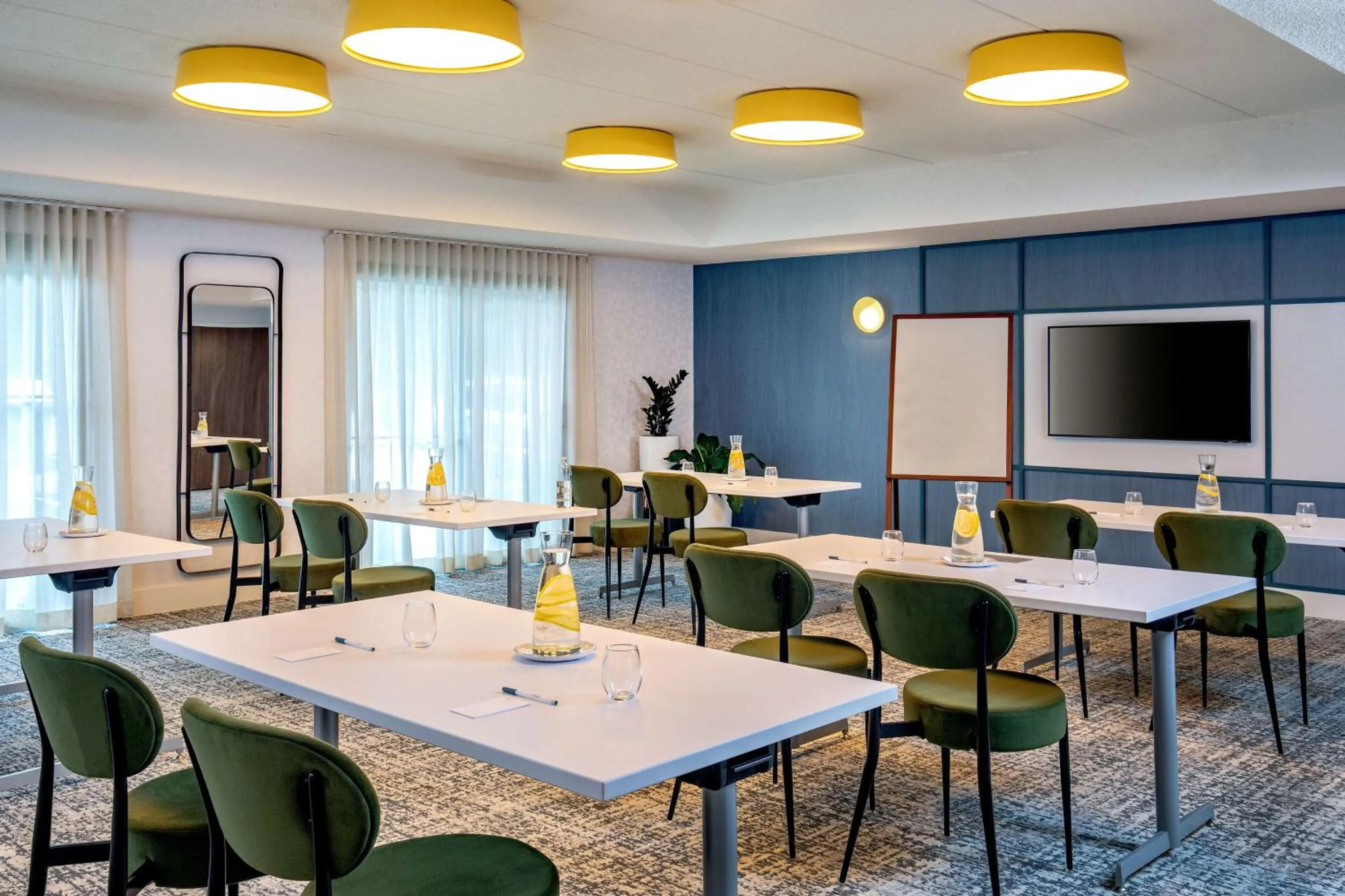 Meeting/conference room in Sonesta Select Boston Foxborough Mansfield