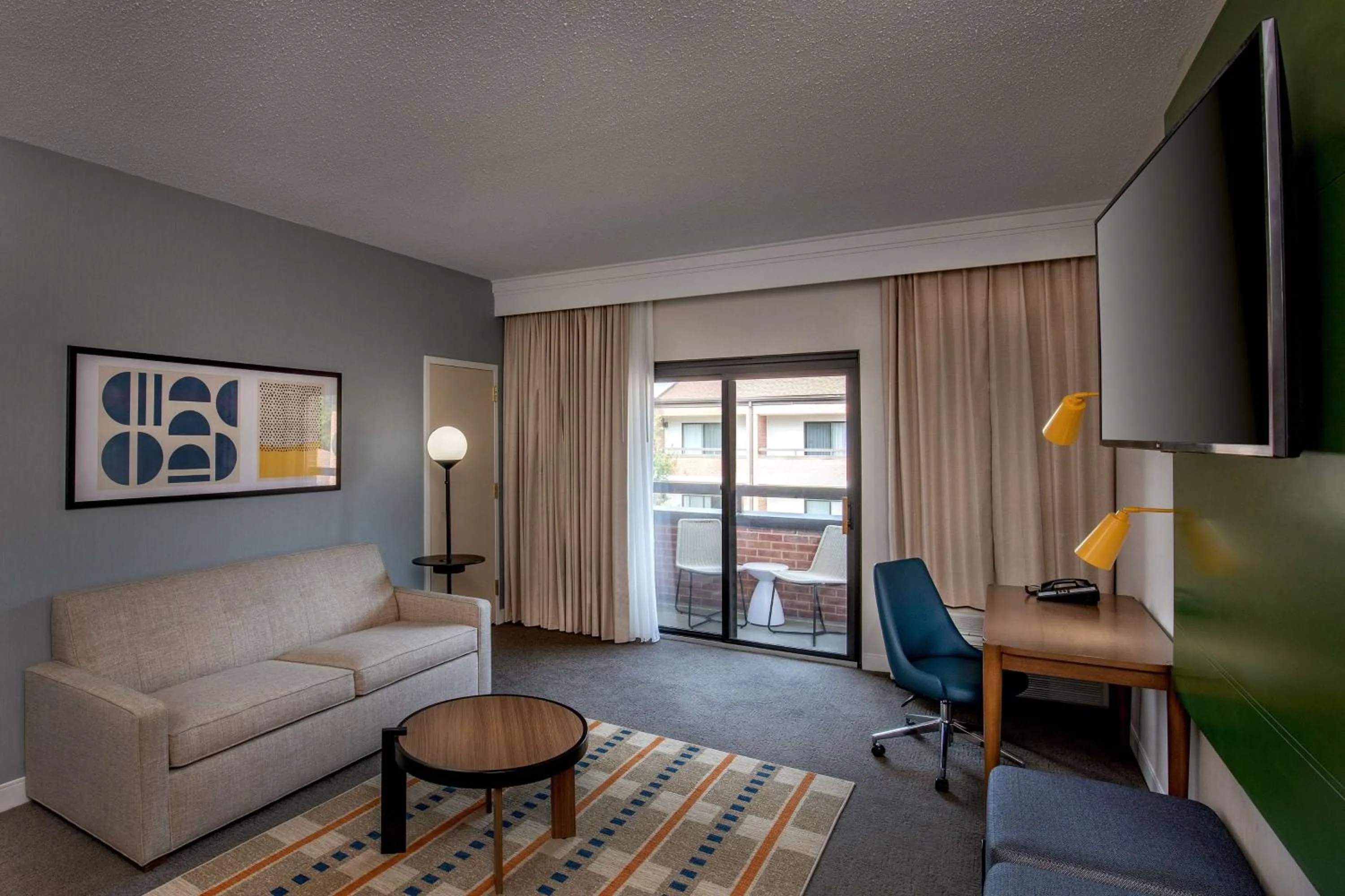 Bedroom in Sonesta Select Boston Foxborough Mansfield