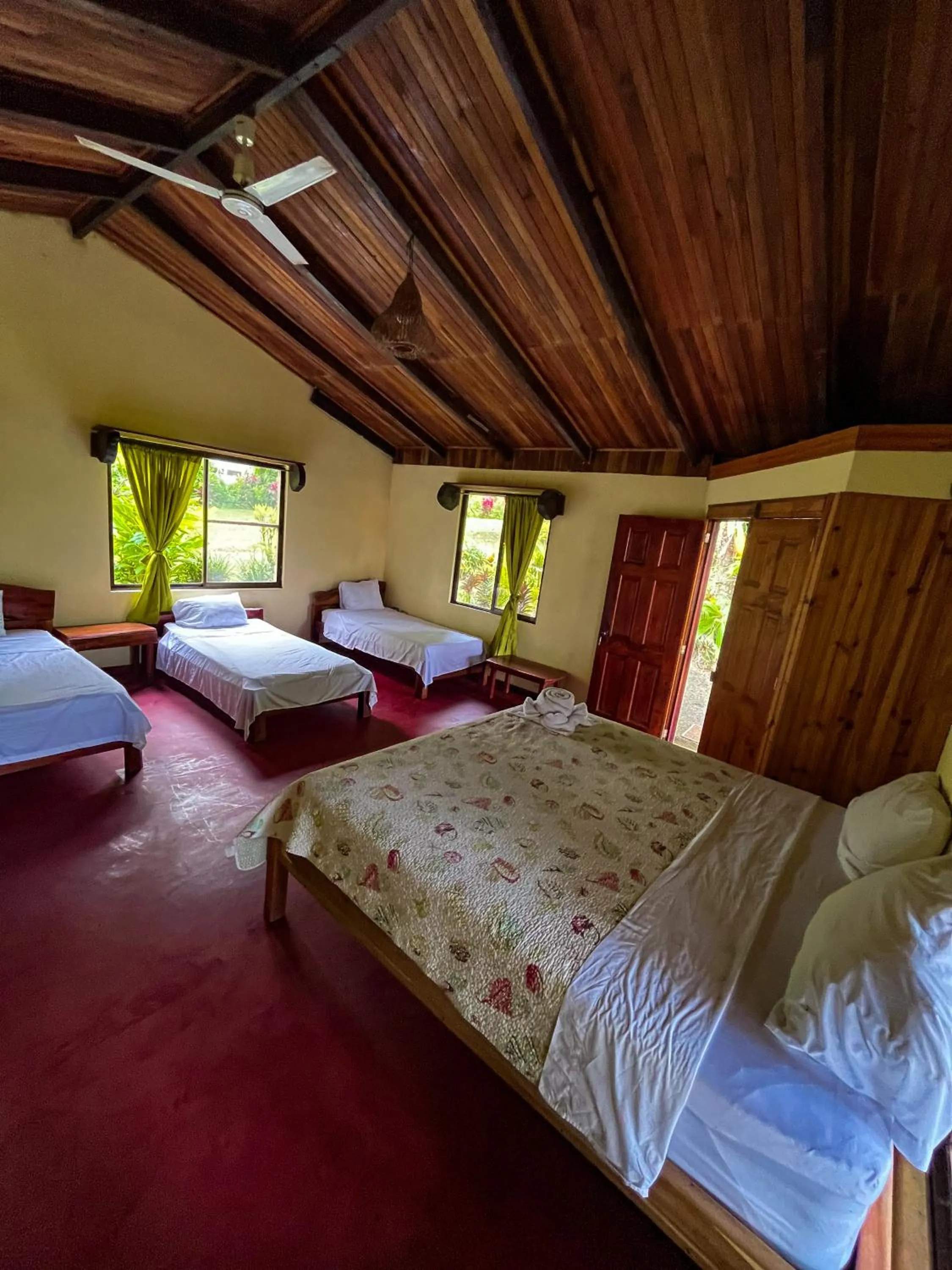 Princesa de la Luna Ecolodge