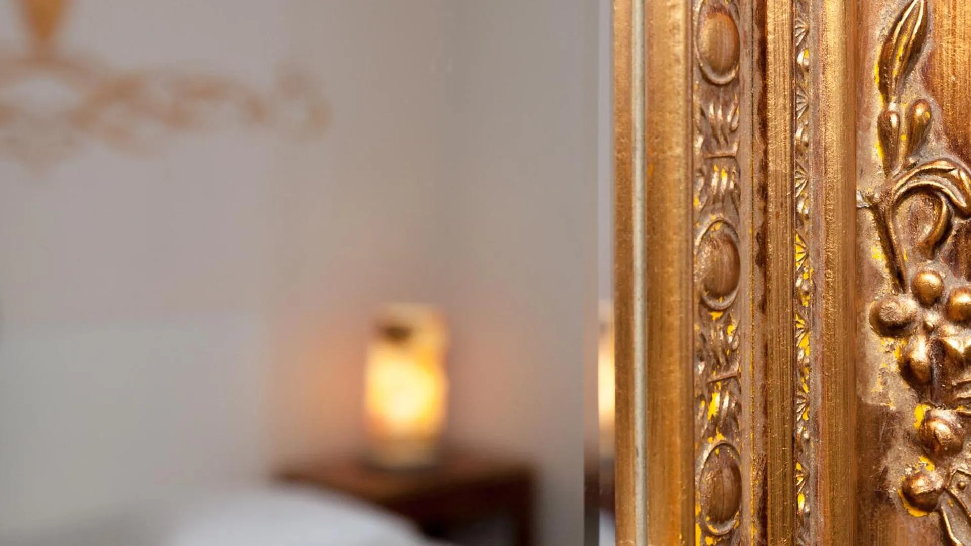 Bedroom in Swiss Star Marc Aurel - Self Check-In