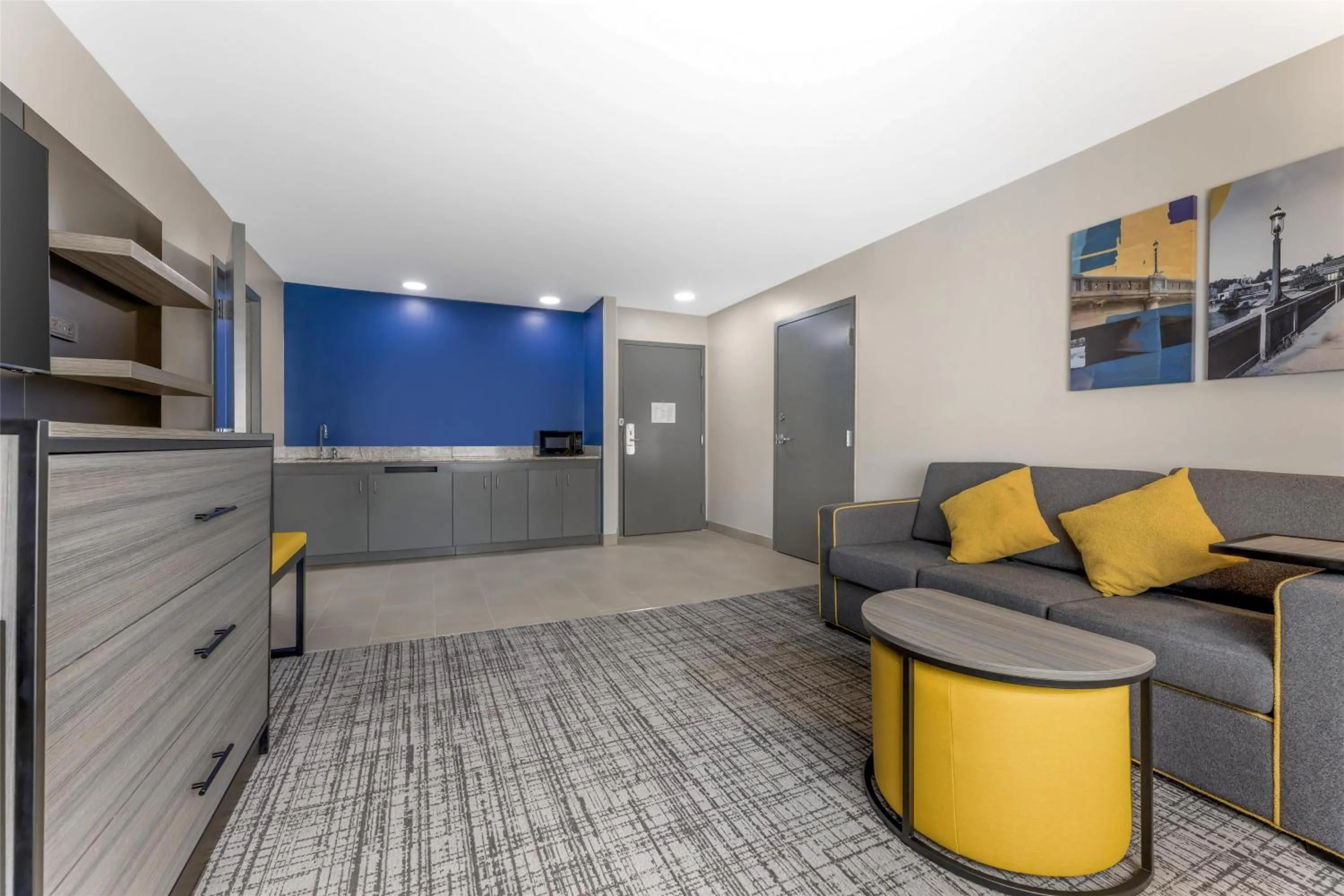 Bedroom in Best Western Plus Elgin - Chicago