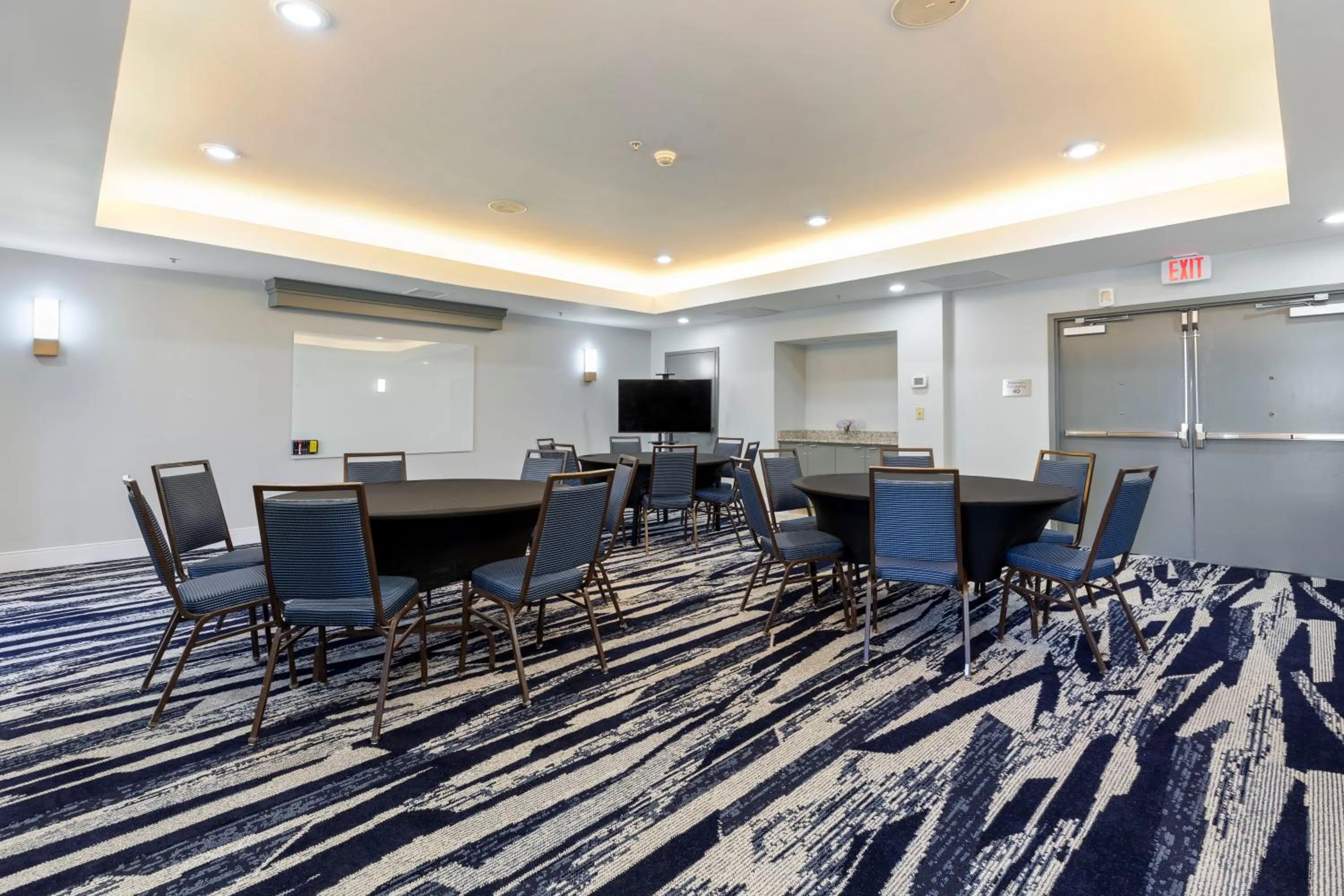 Property building in Best Western Plus Elgin - Chicago