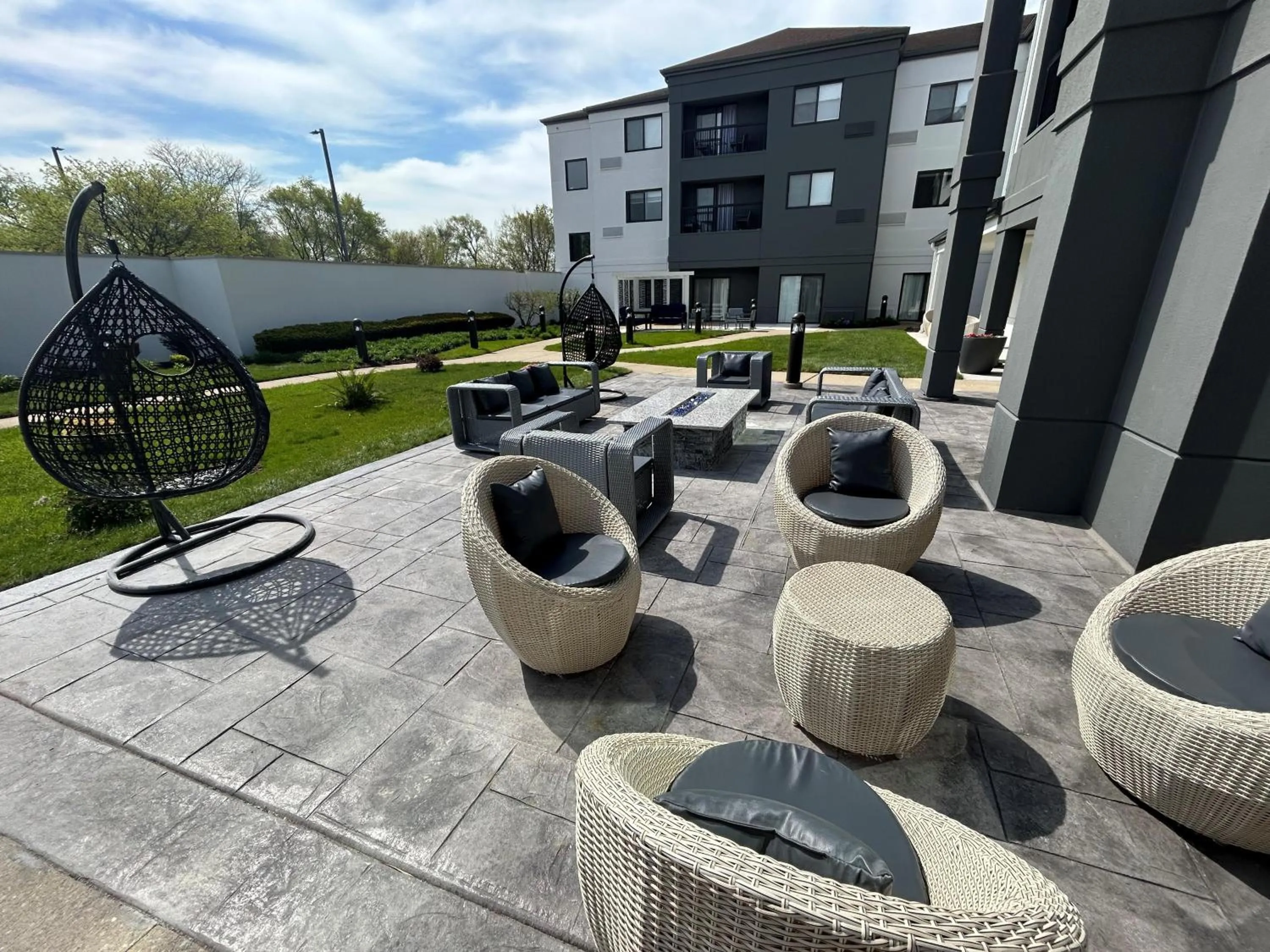 Property building in Best Western Plus Elgin - Chicago