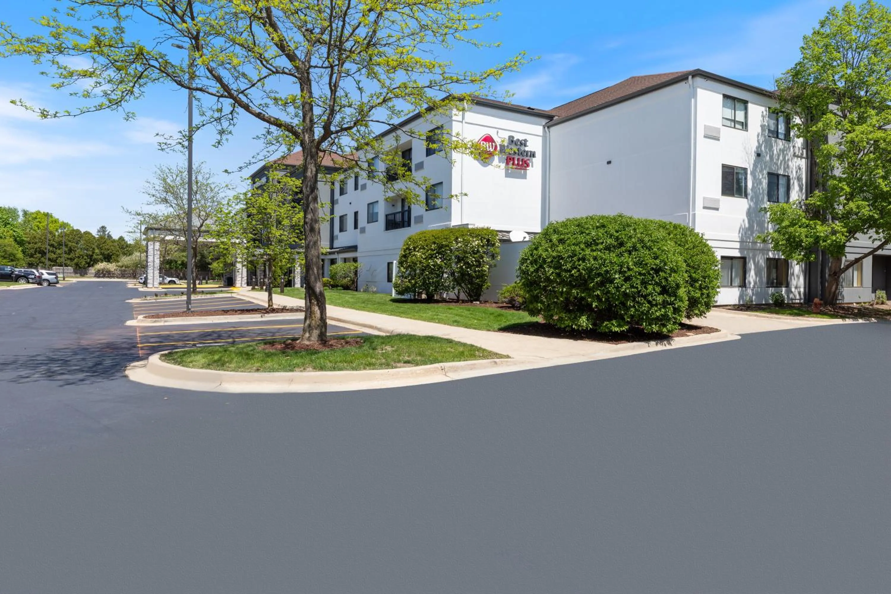 Property building in Best Western Plus Elgin - Chicago