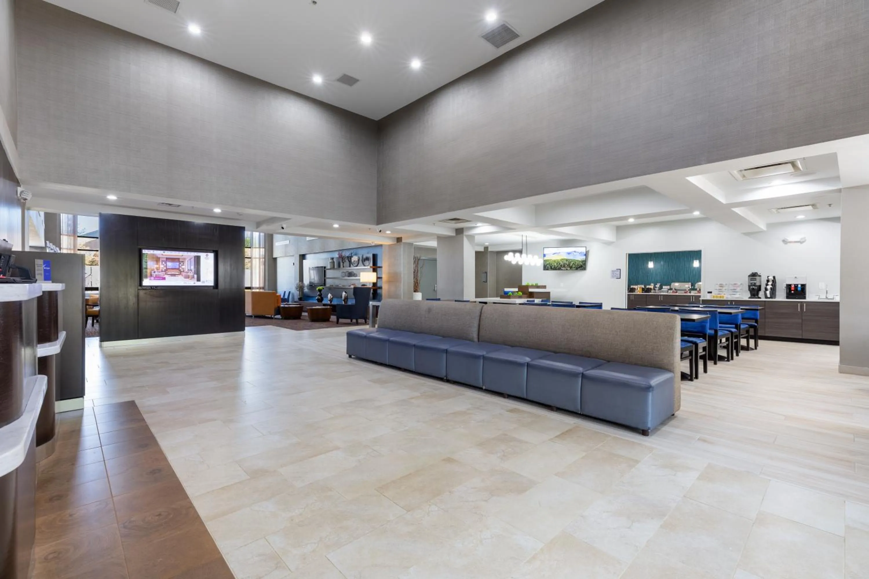 Property building in Best Western Plus Elgin - Chicago