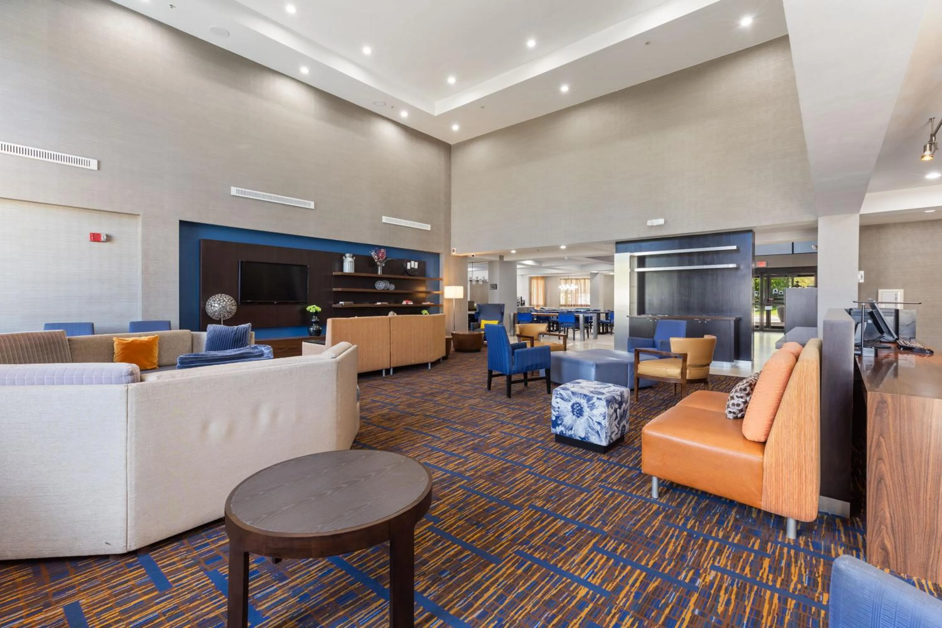 Property building in Best Western Plus Elgin - Chicago