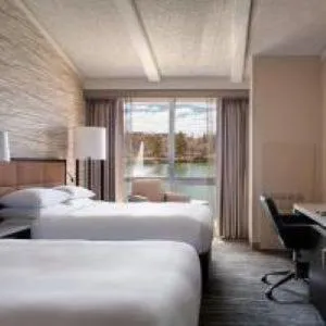 Bed in Lincolnshire Marriott Resort