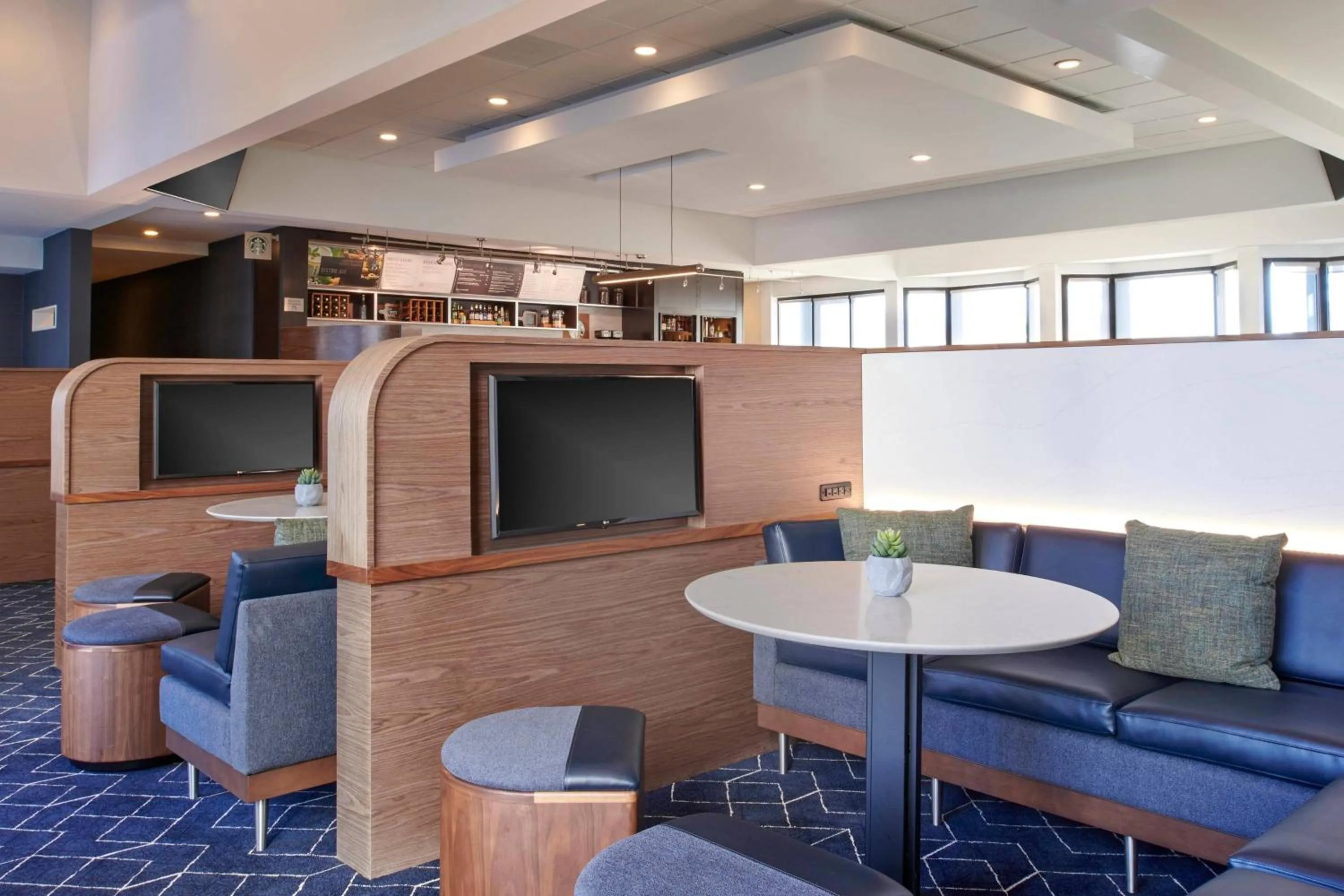 Other in Courtyard Chicago Lincolnshire