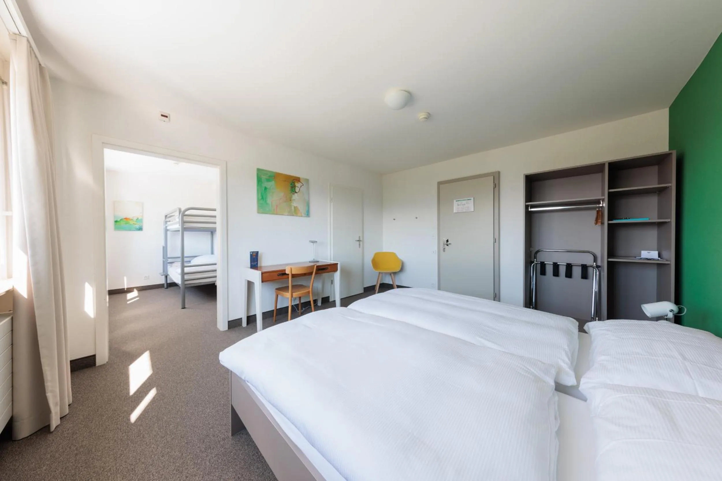 Bedroom, Bed in Le Domaine (Swiss Lodge)