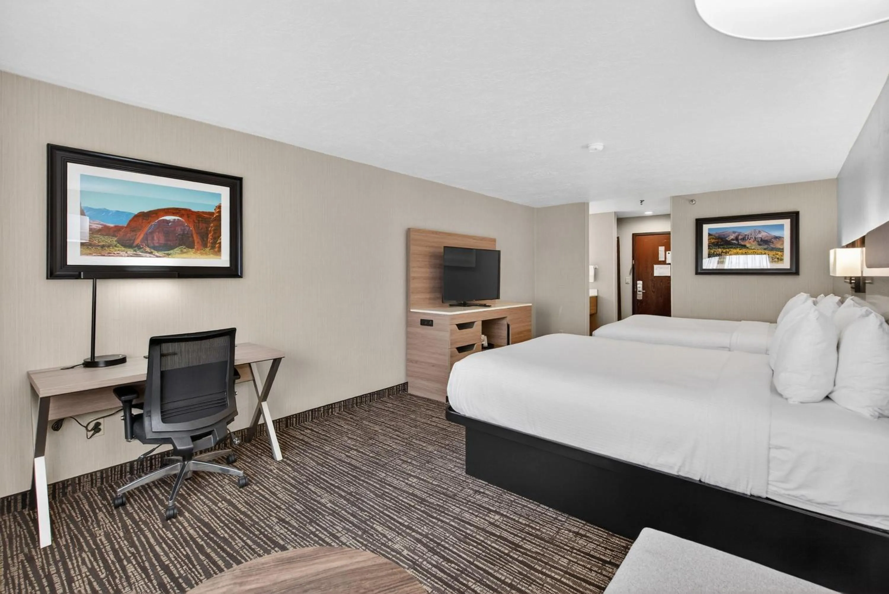 Bedroom, Bed in Best Western Timpanogos Inn