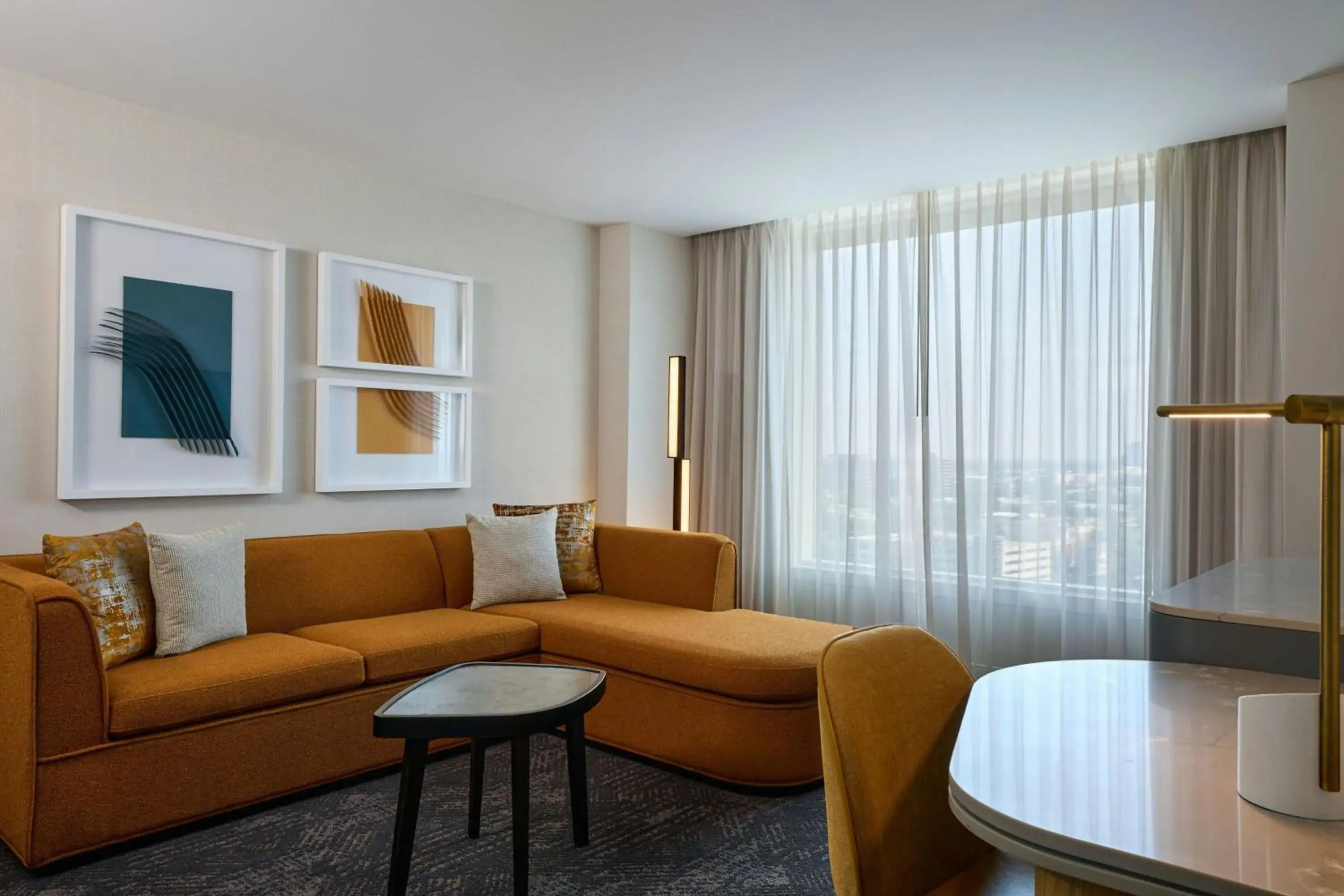 Executive King Suite with Sofa Bed in Renaissance Schaumburg Convention Center Hotel Executive King Suite with Sofa Bed in Renaissance Schaumburg Convention Center Hotel