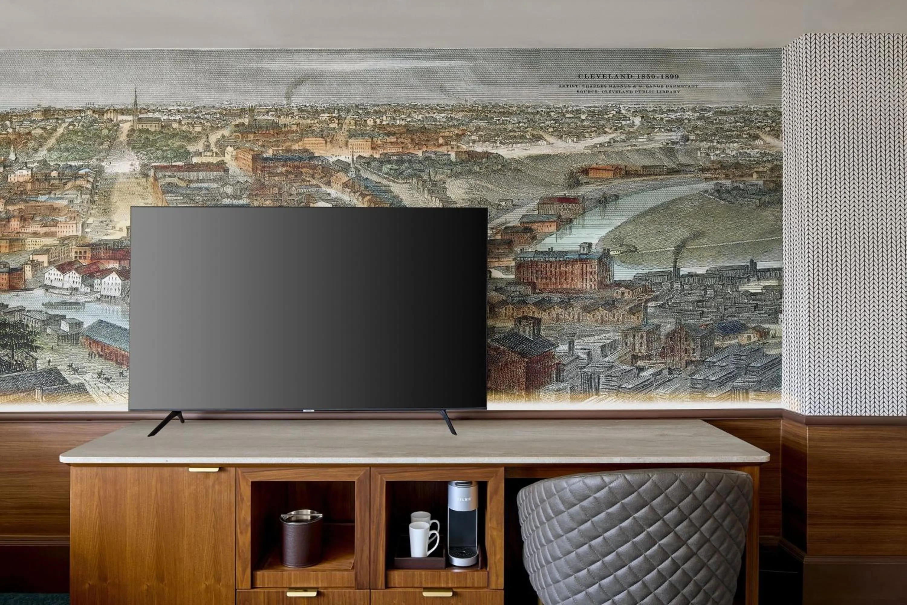 Photo of the whole room in Hotel Cleveland Autograph Collection