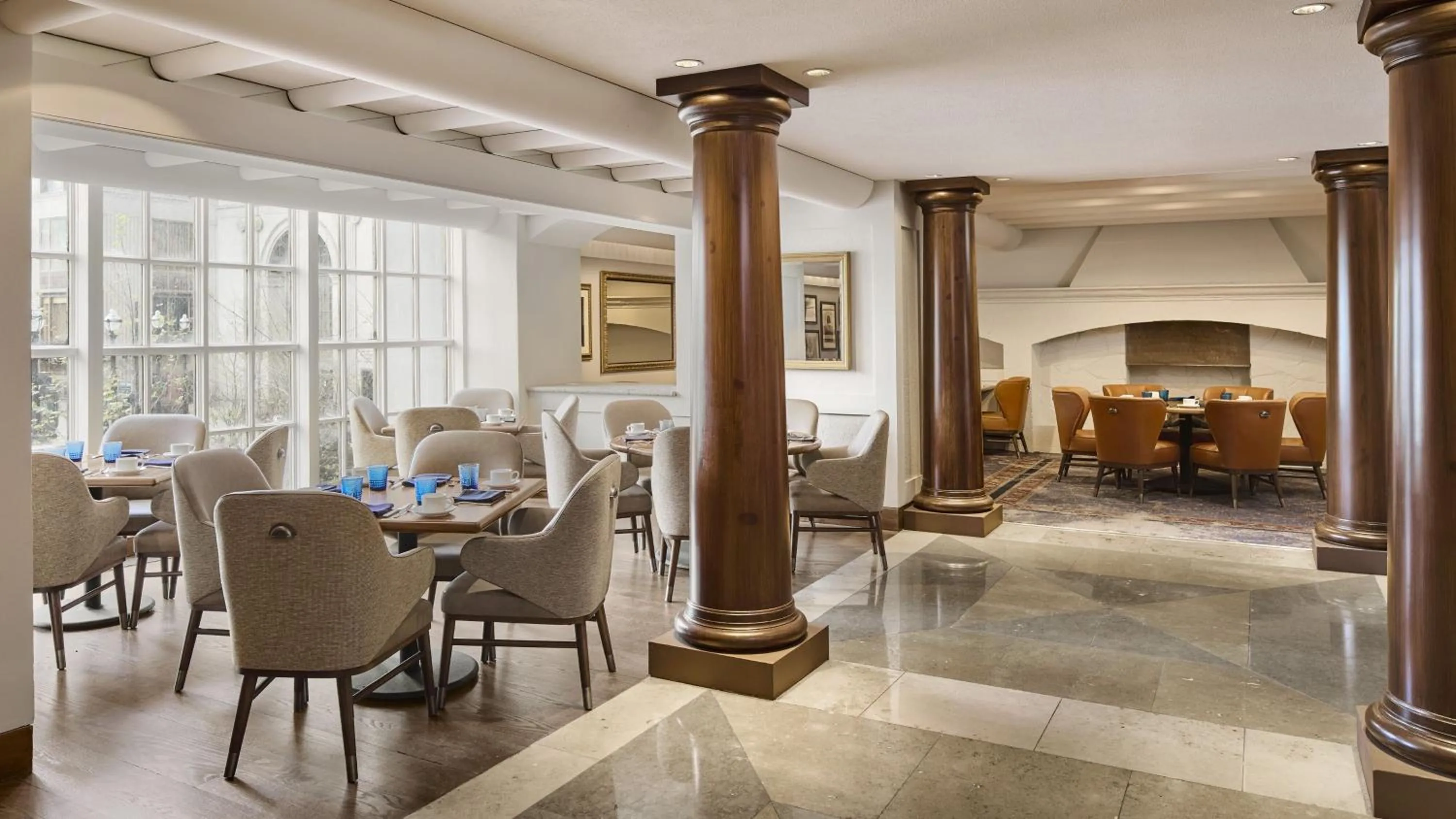 Restaurant/places to eat in Hotel Cleveland Autograph Collection