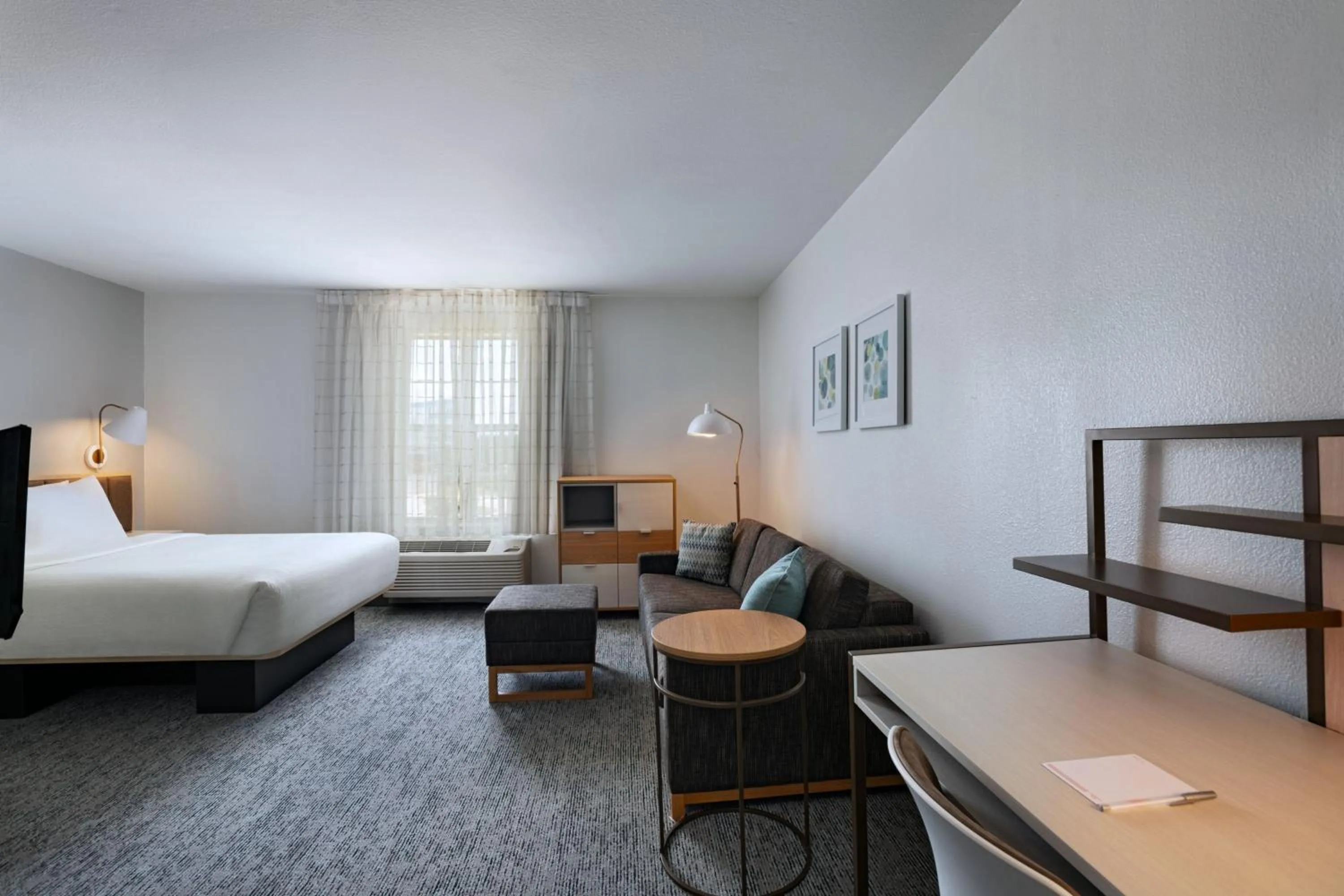 Photo of the whole room, Bed in TownePlace Suites by Marriott College Station