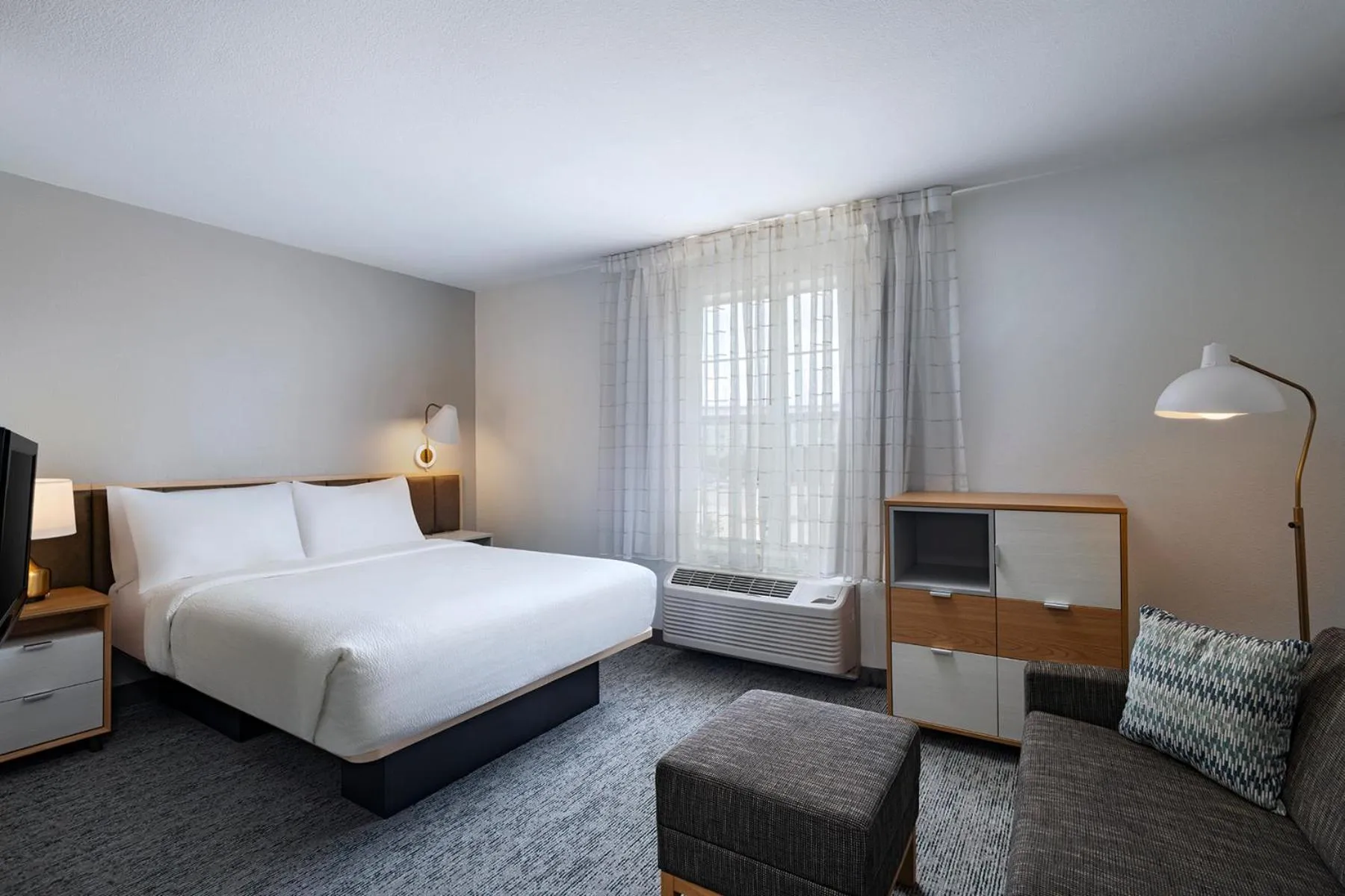 Photo of the whole room, Bed in TownePlace Suites by Marriott College Station