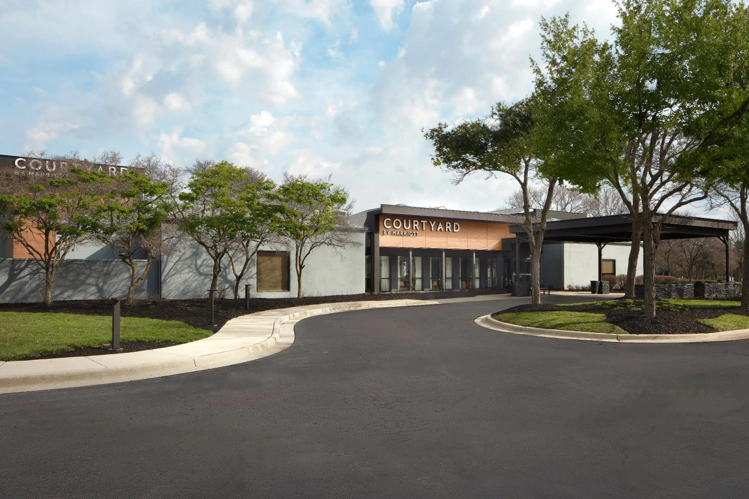 Property building in Courtyard Columbus Dublin