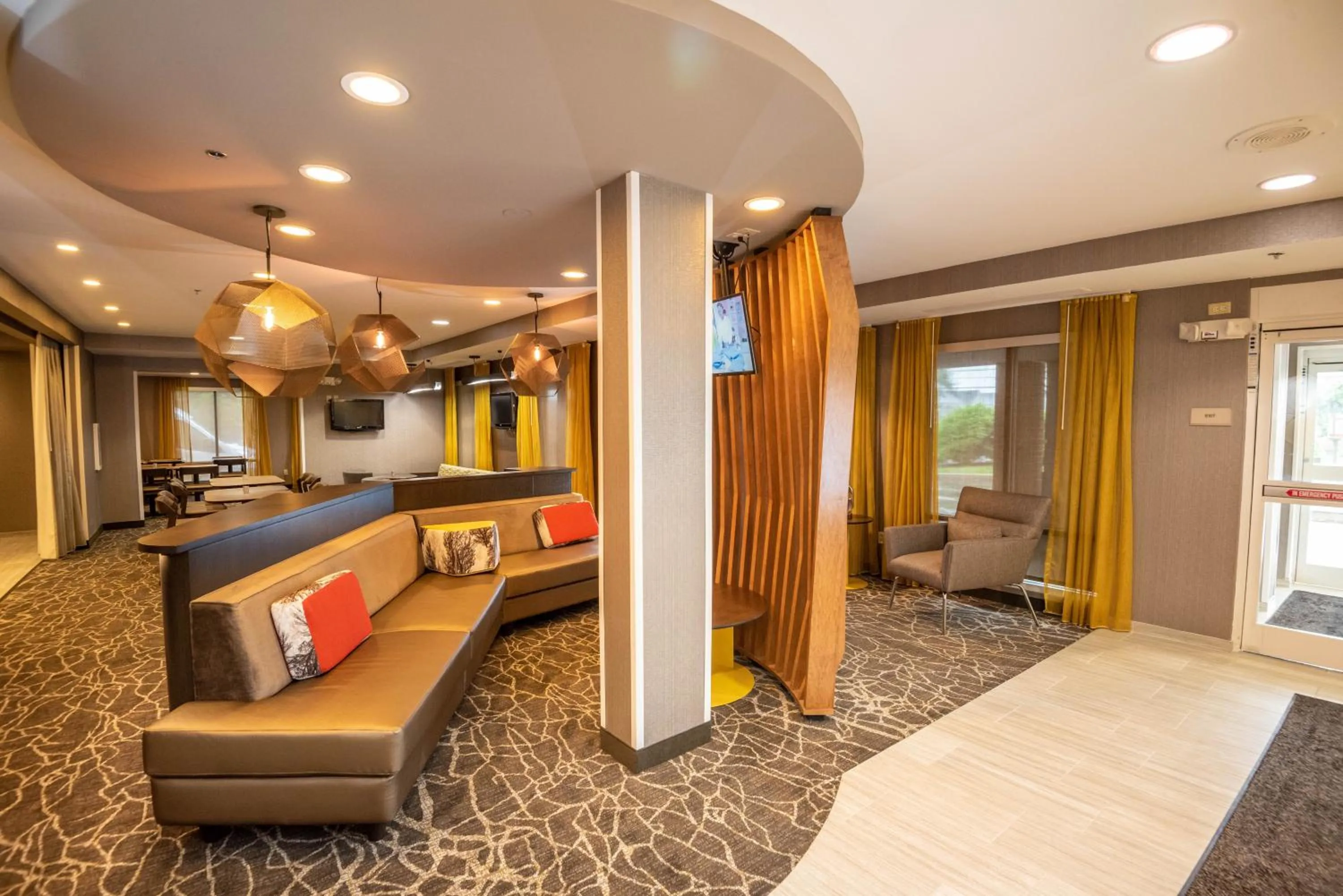 Lobby or reception, Bed in SpringHill Suites Columbus Airport Gahanna