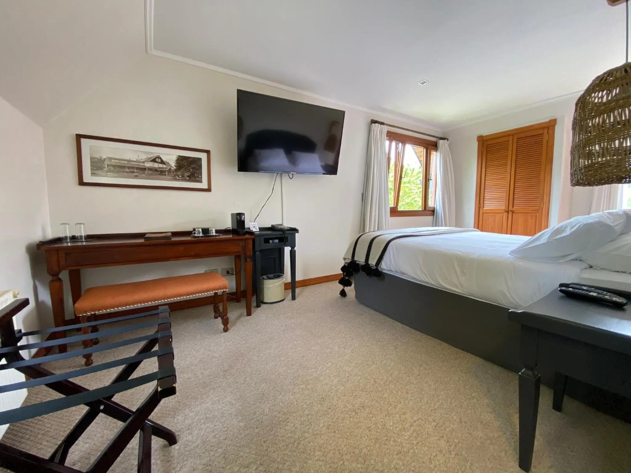 Property logo or sign, Bed in Casa Molino Hotel Boutique & Restaurant Puerto Varas