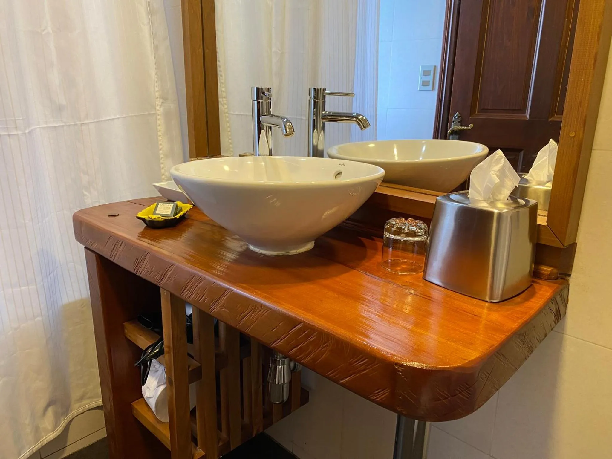 Toilet in Casa Molino Hotel Boutique & Restaurant Puerto Varas