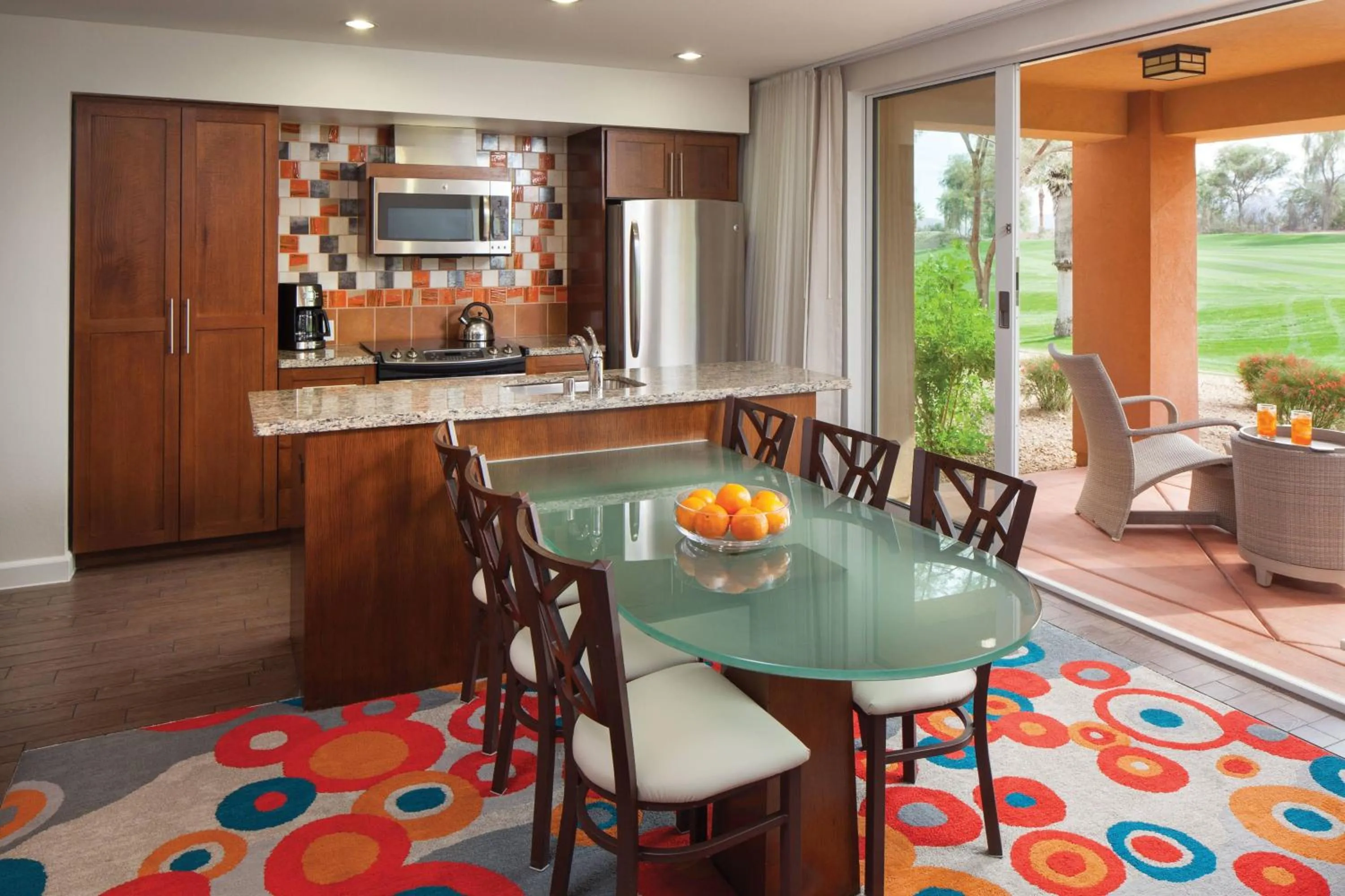 Kitchen or kitchenette in Marriott's Shadow Ridge II - The Enclaves