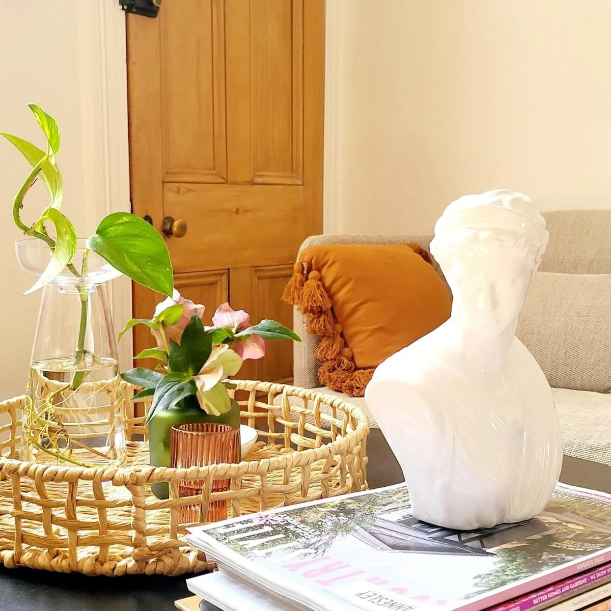 Living room in Annesley House