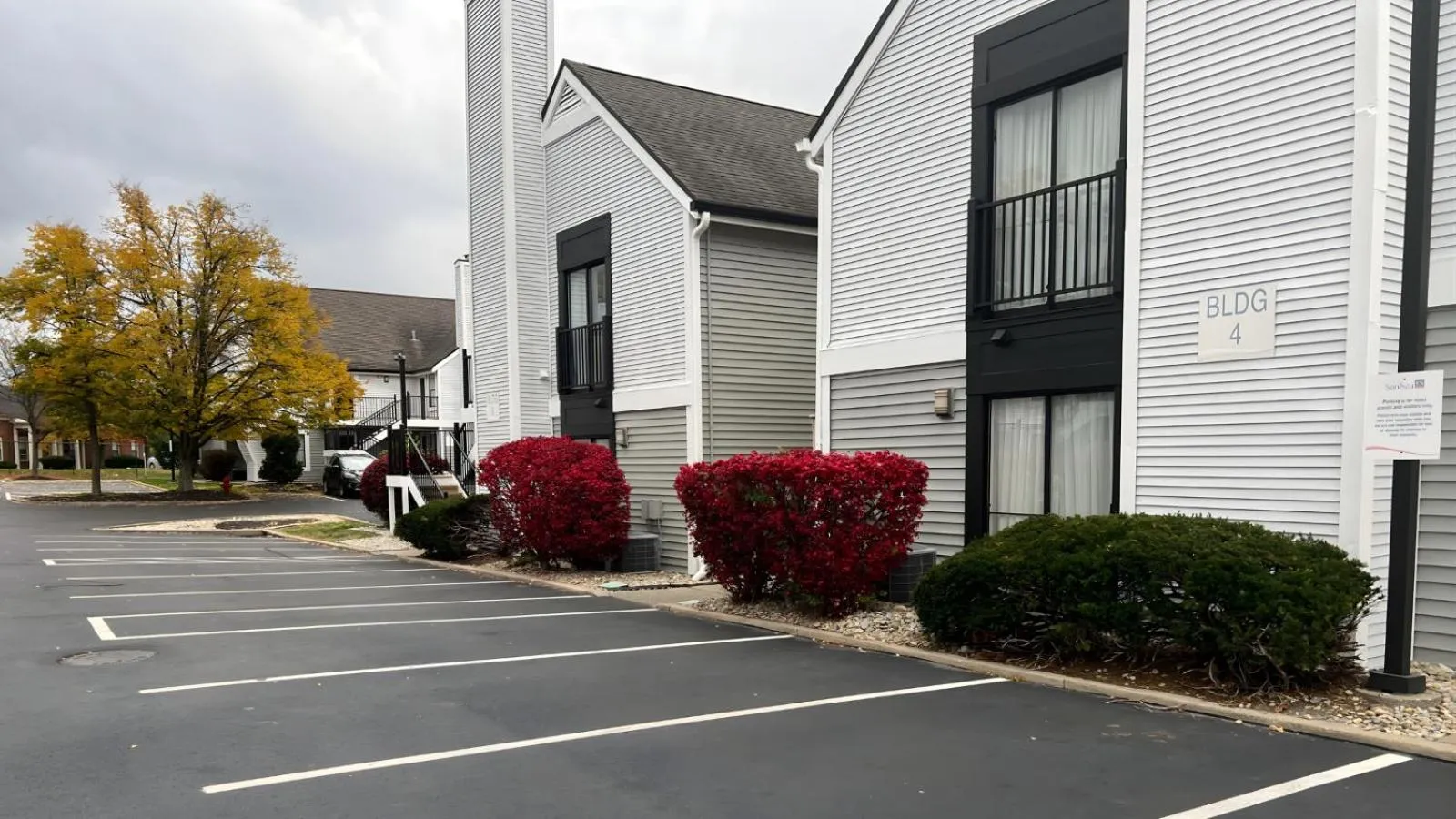 Property building in Sonesta ES Suites Cincinnati - Sharonville West