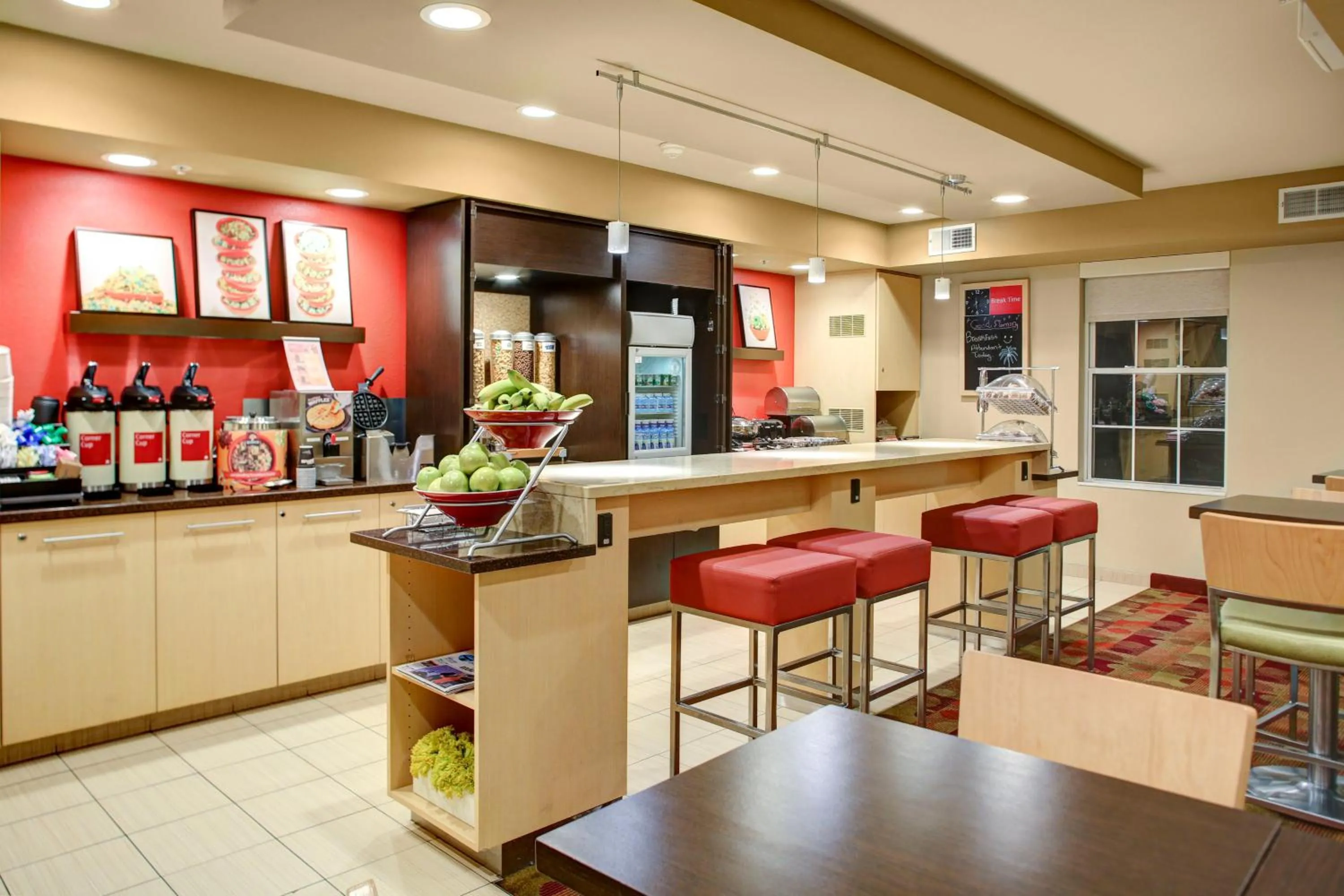 Restaurant/places to eat in Hawthorn Extended Stay by Wyndham Cincinnati NE Mason