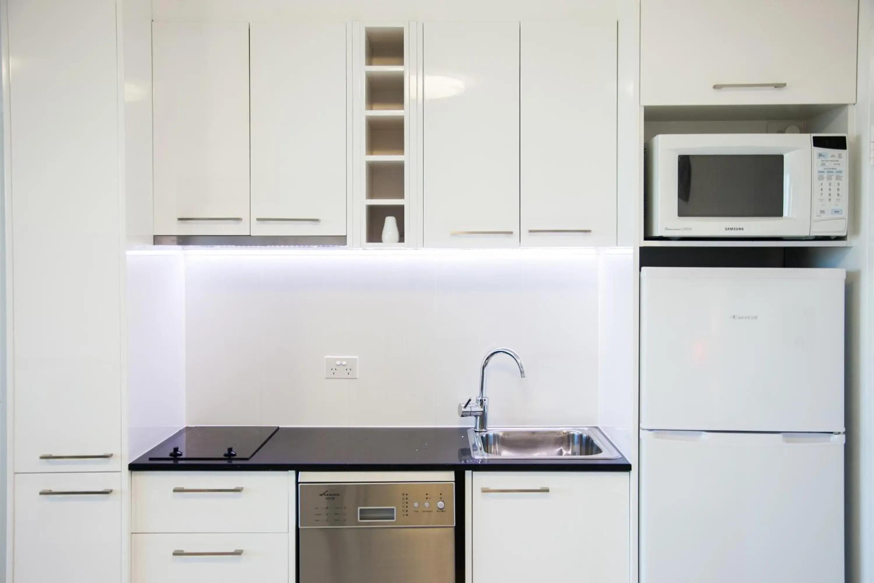 Deluxe One-Bedroom Apartment in Sandcastles Mooloolaba Deluxe One-Bedroom Apartment in Sandcastles Mooloolaba