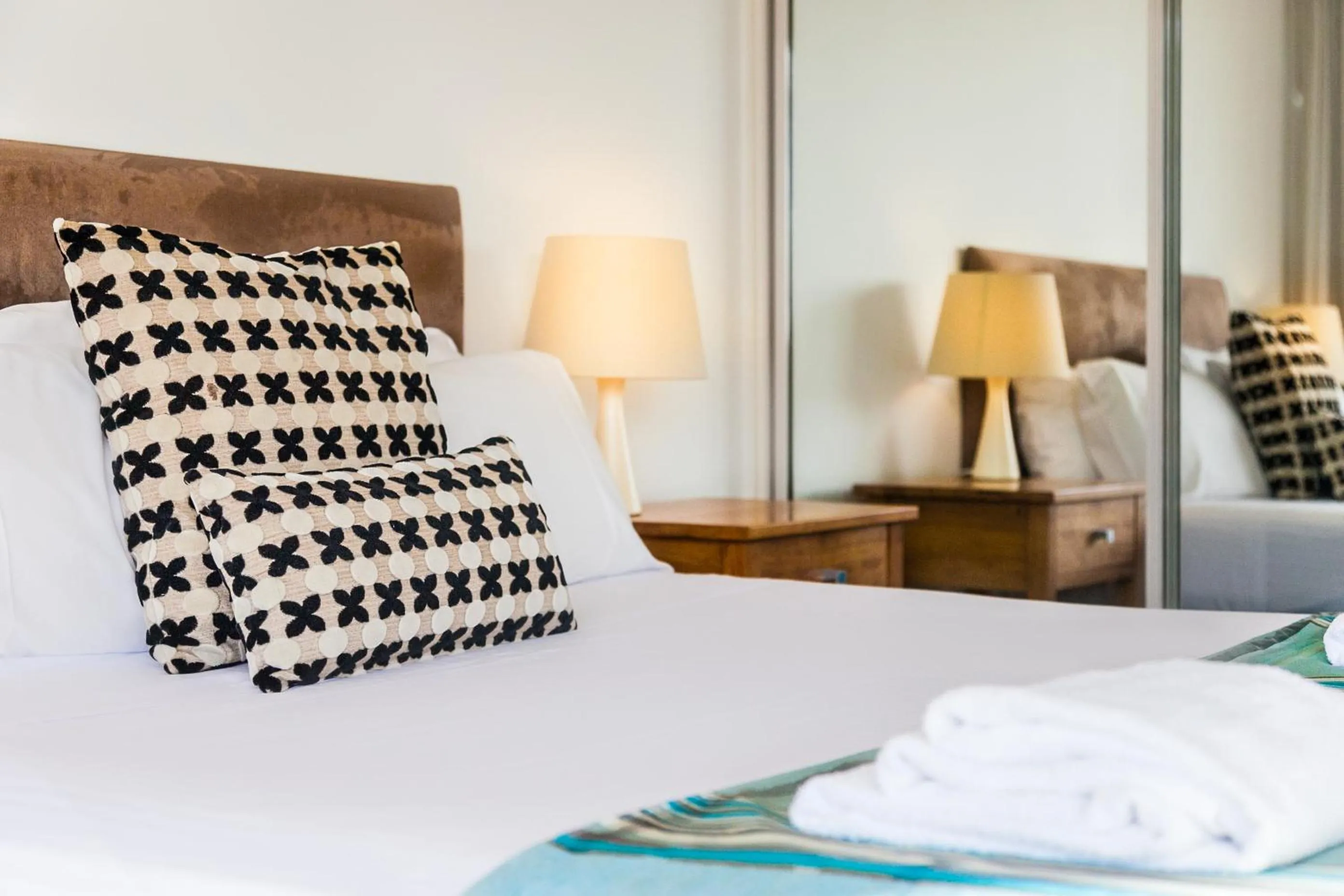 Decorative detail, Bed in Sandcastles Mooloolaba