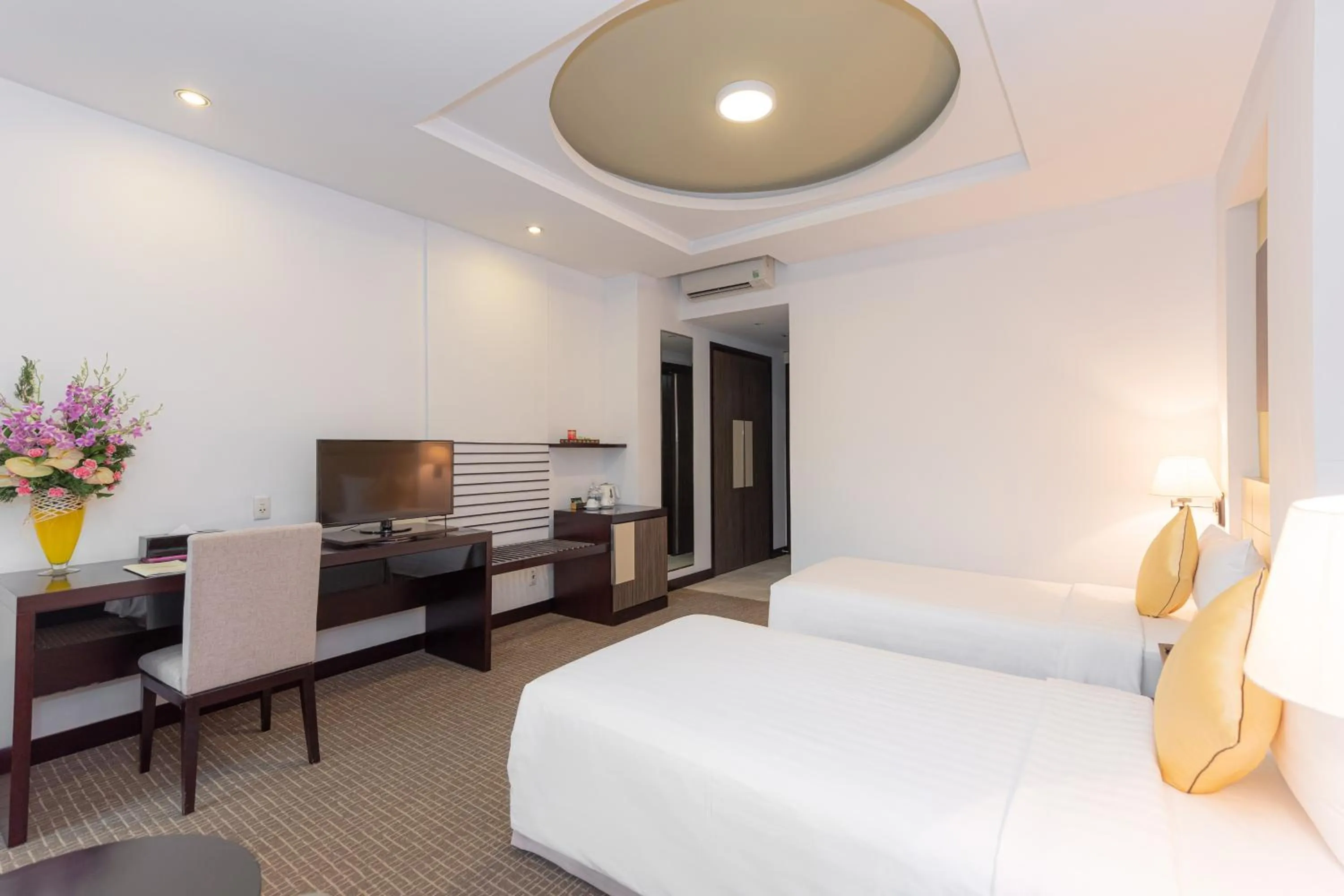 Bed in Bong Sen Hotel Saigon