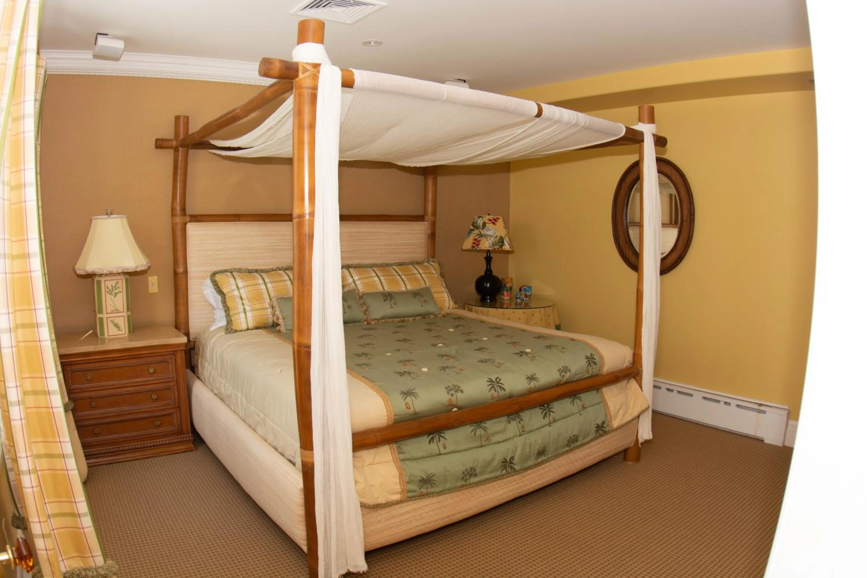 Bed in The Guest House at Keyah Grande