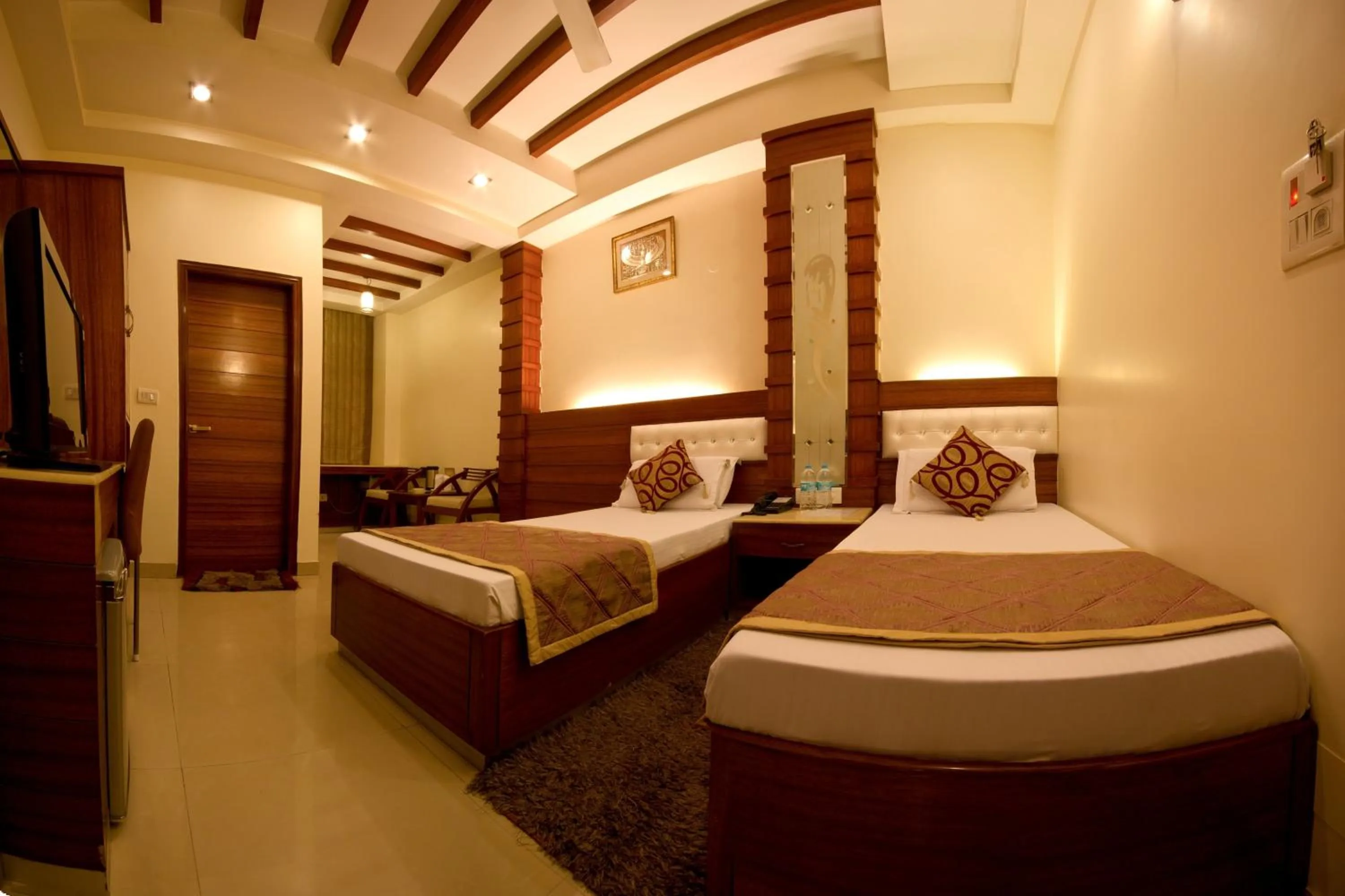 Bedroom, Bed in Hotel Aster Inn New Delhi