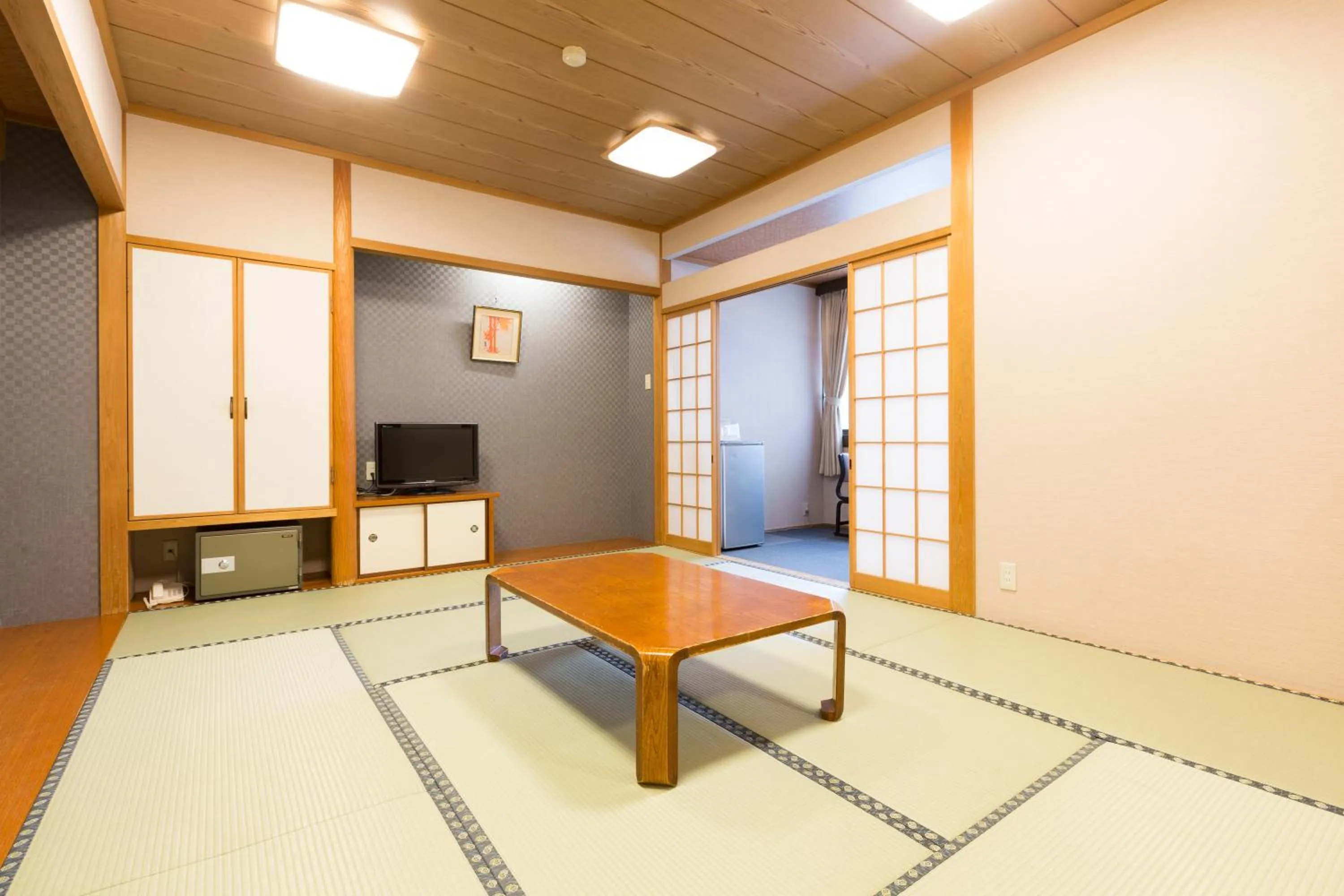 Photo of the whole room in Ryokan Sanoya