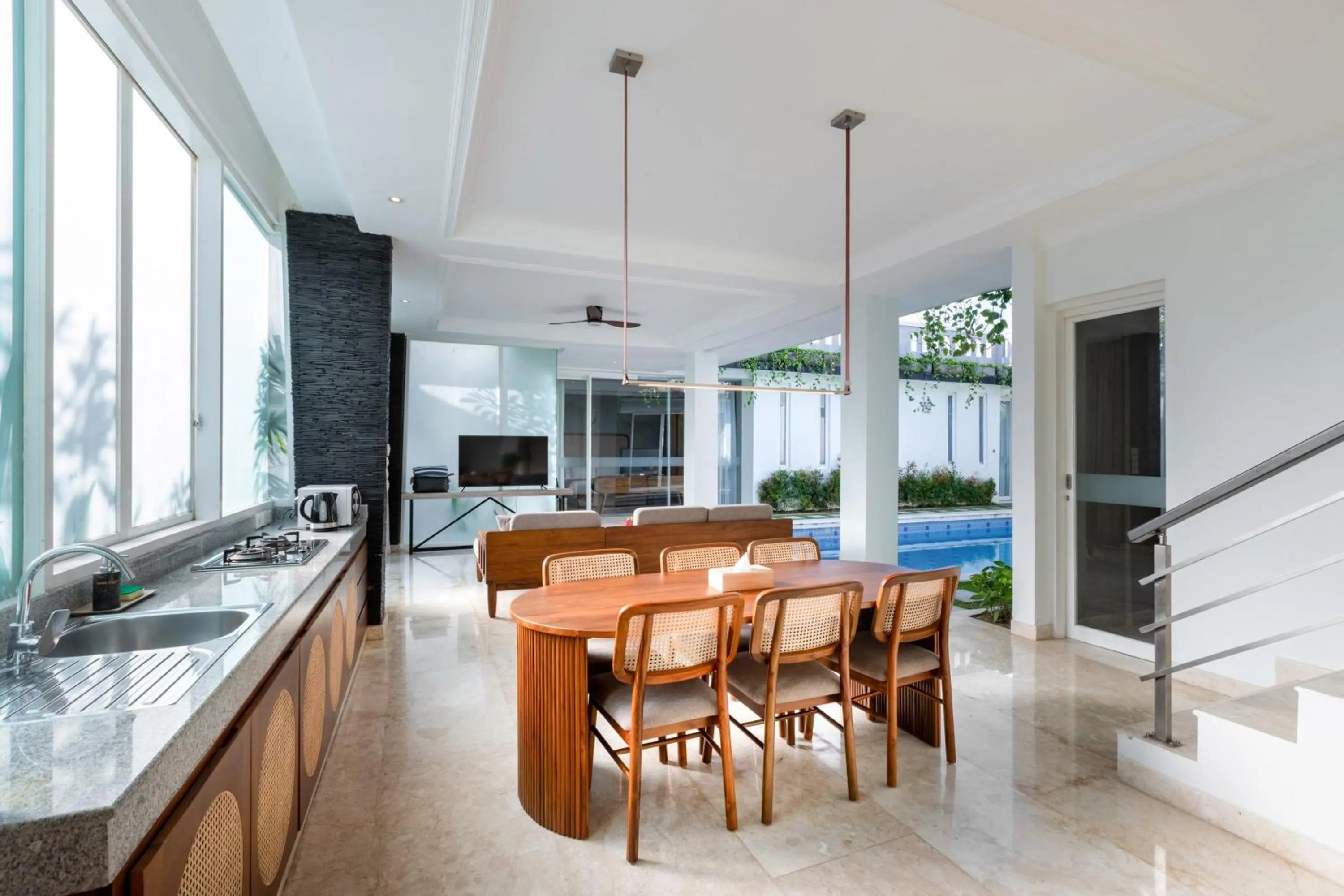 kitchen in Nunamkhalu Private Villa and Spa