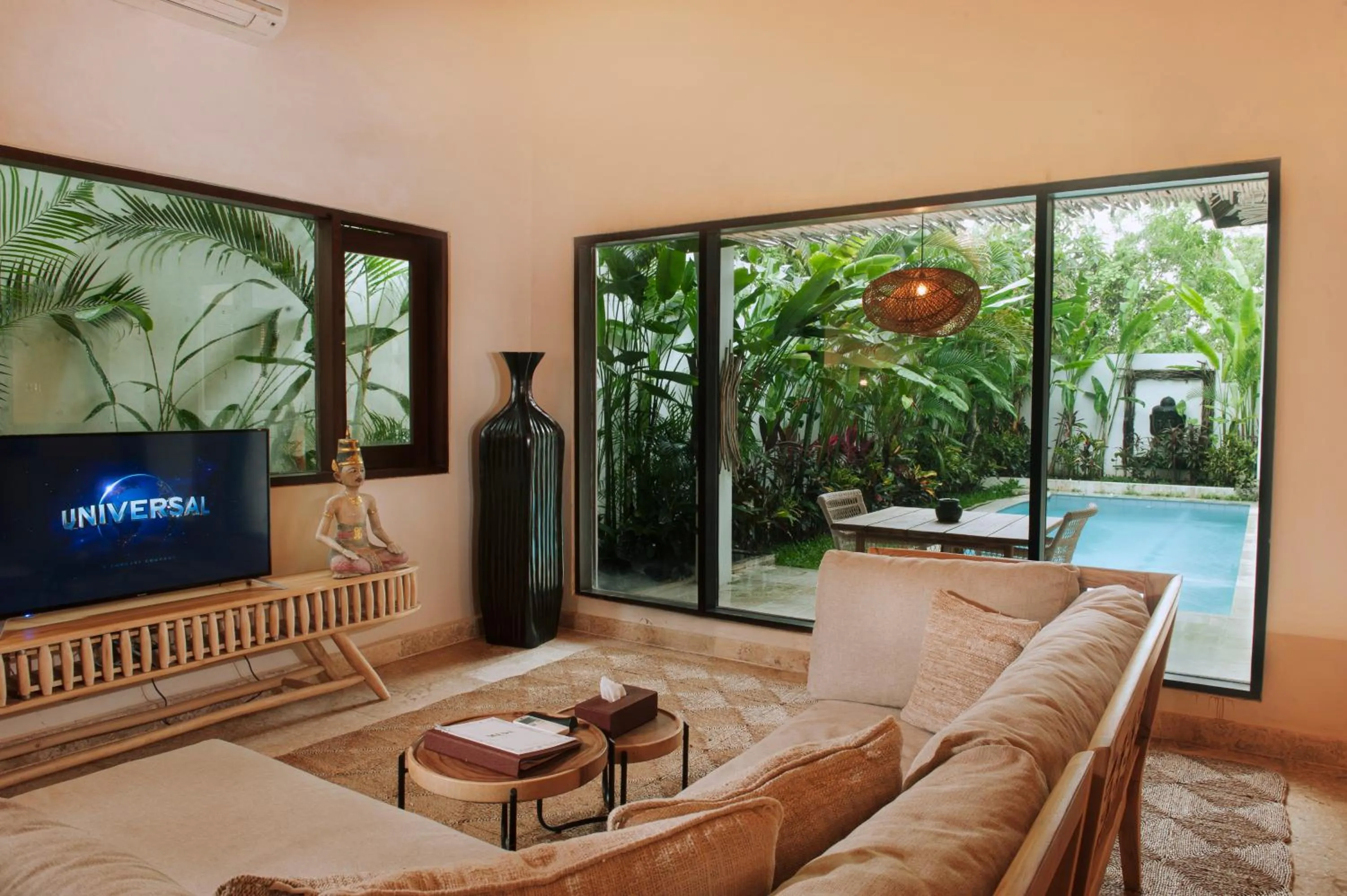 Seating area in Nunamkhalu Private Villa and Spa