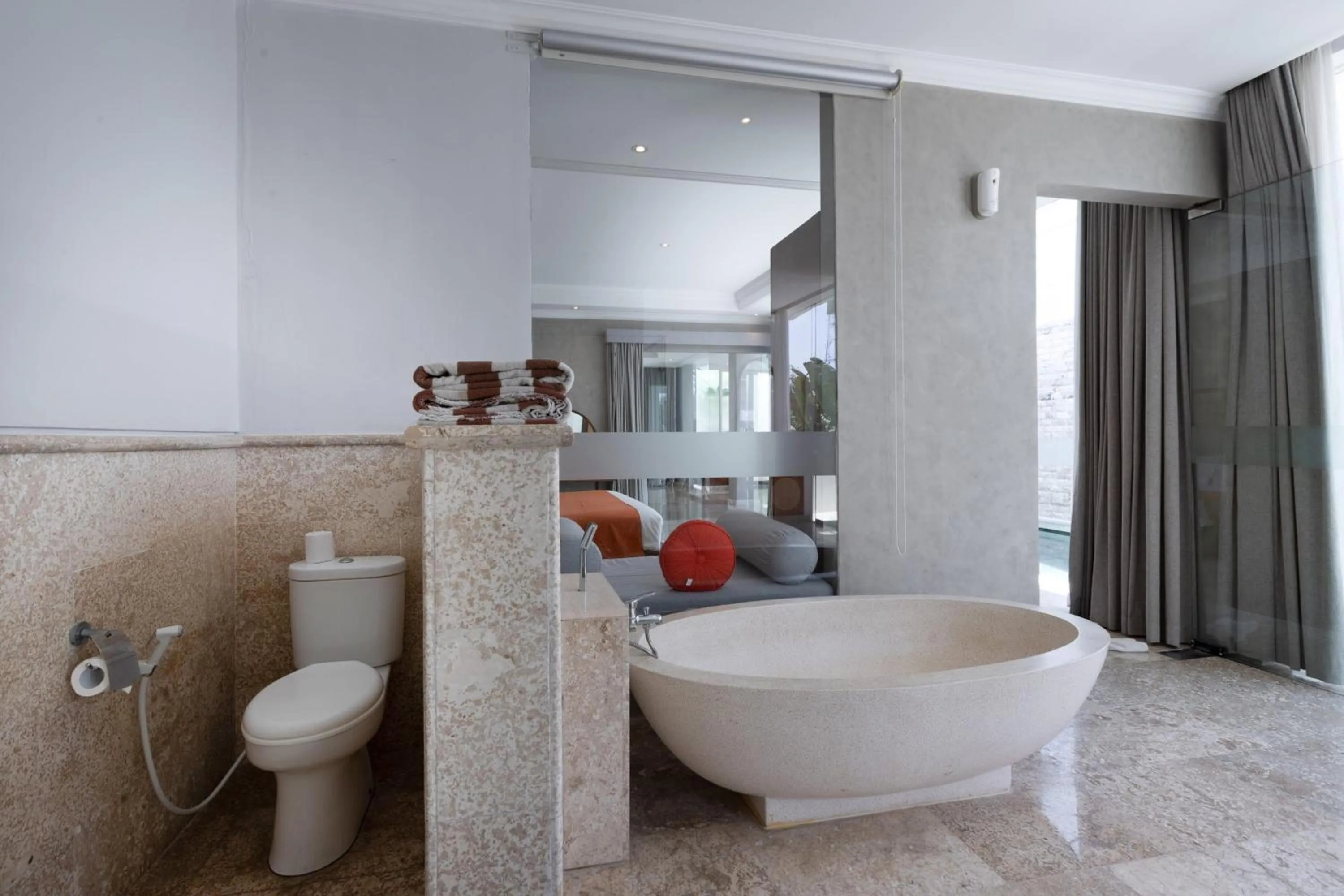 Bathroom in Nunamkhalu Private Villa and Spa