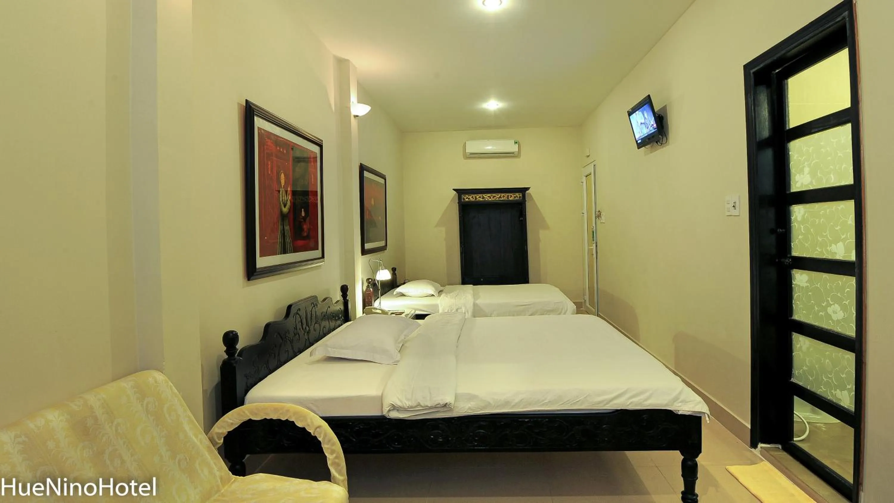 Bed in Hue Nino Hotel