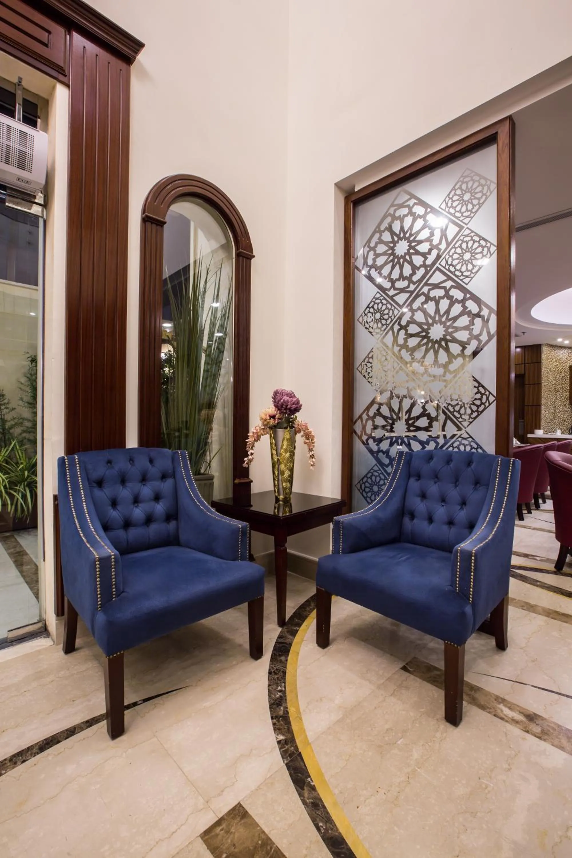 Property building in Sun Park Hotel Suites