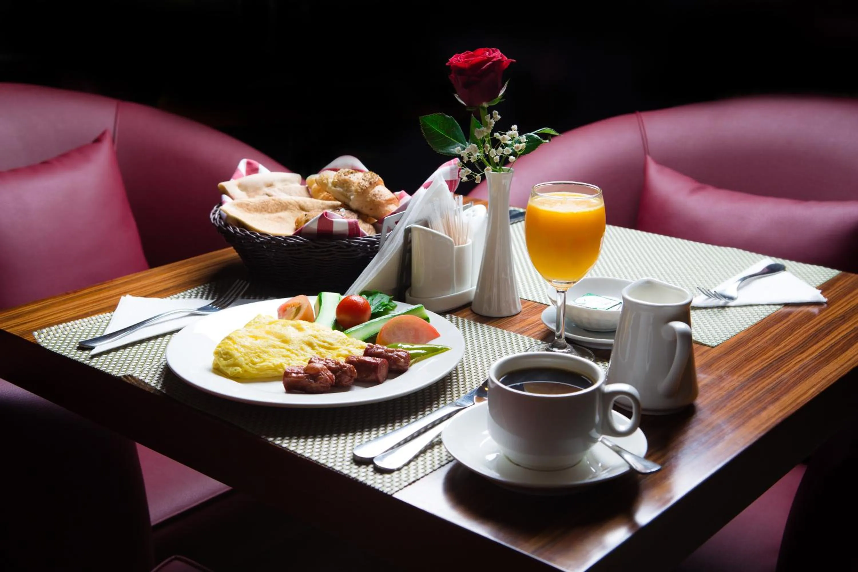 Breakfast in Sun Park Hotel Suites