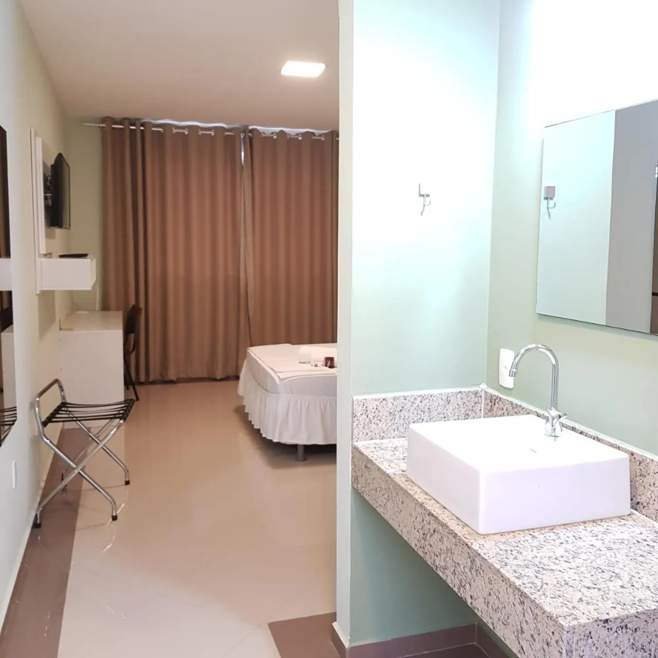 Bed in Paracambi Top Hotel