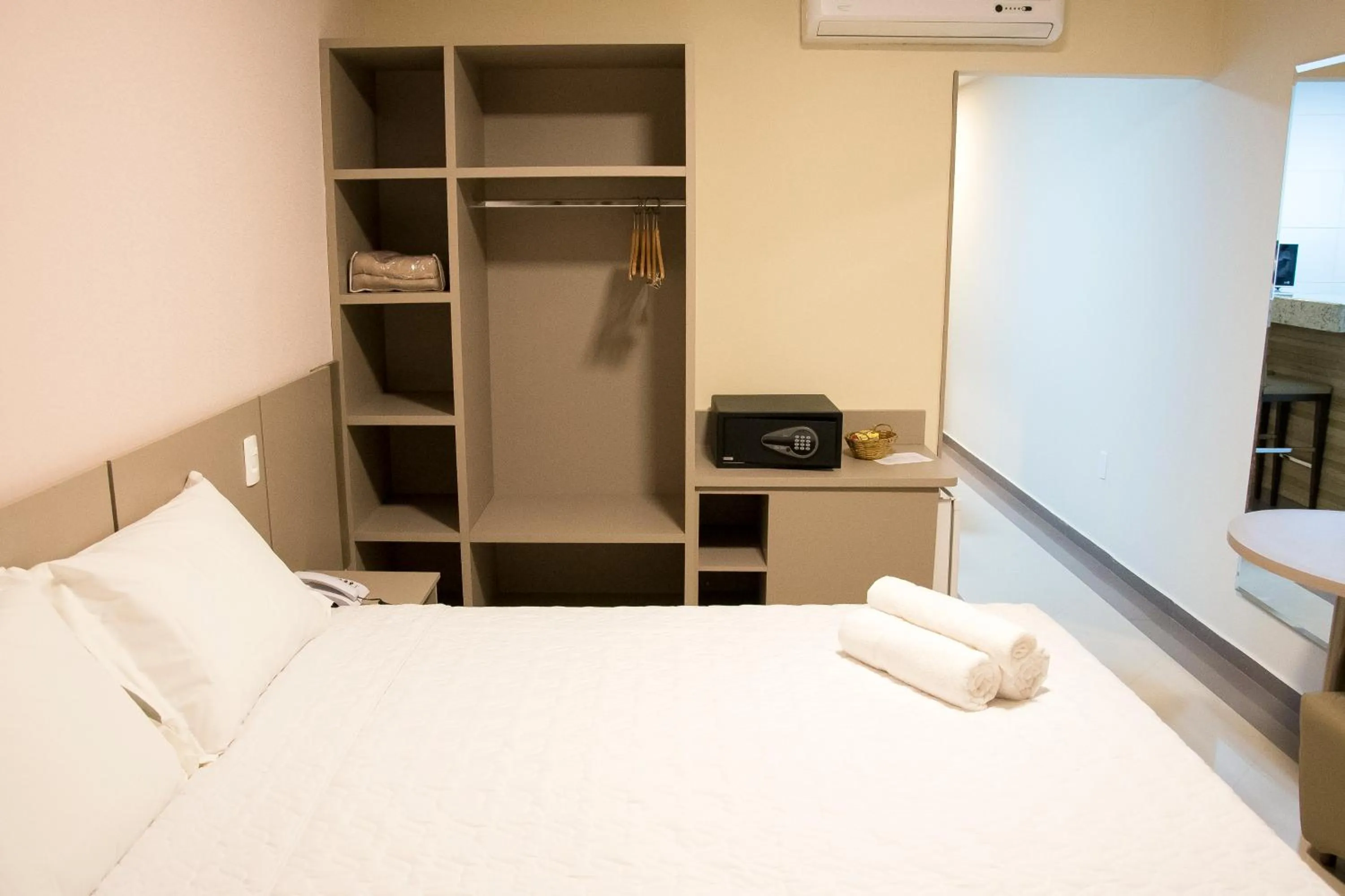 Bed in Paracambi Top Hotel