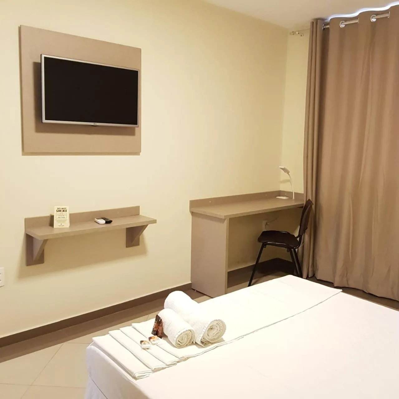 Bed in Paracambi Top Hotel