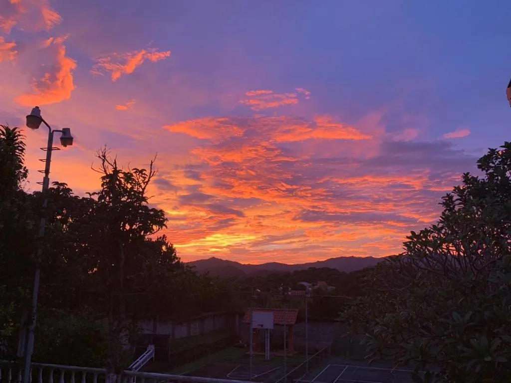 Sunrise in Uruka Lodge