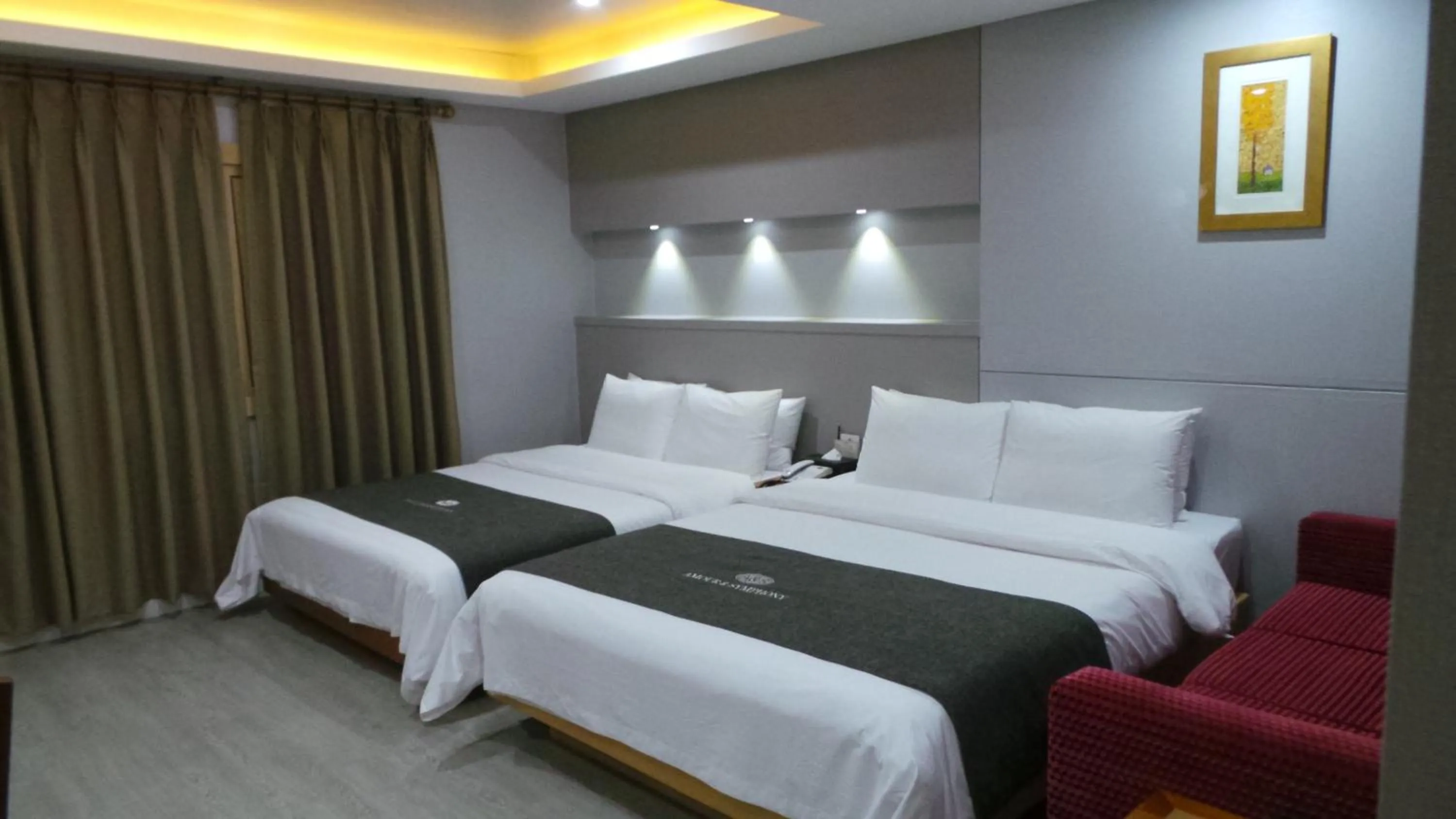Bed in Amour Hotel