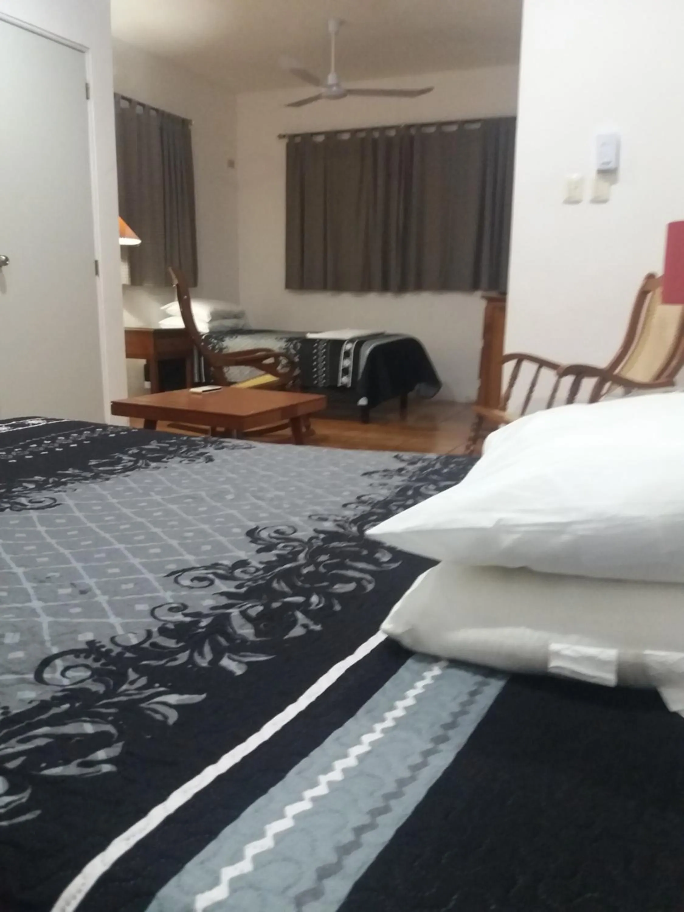 Photo of the whole room, Bed in La Casa del Chac